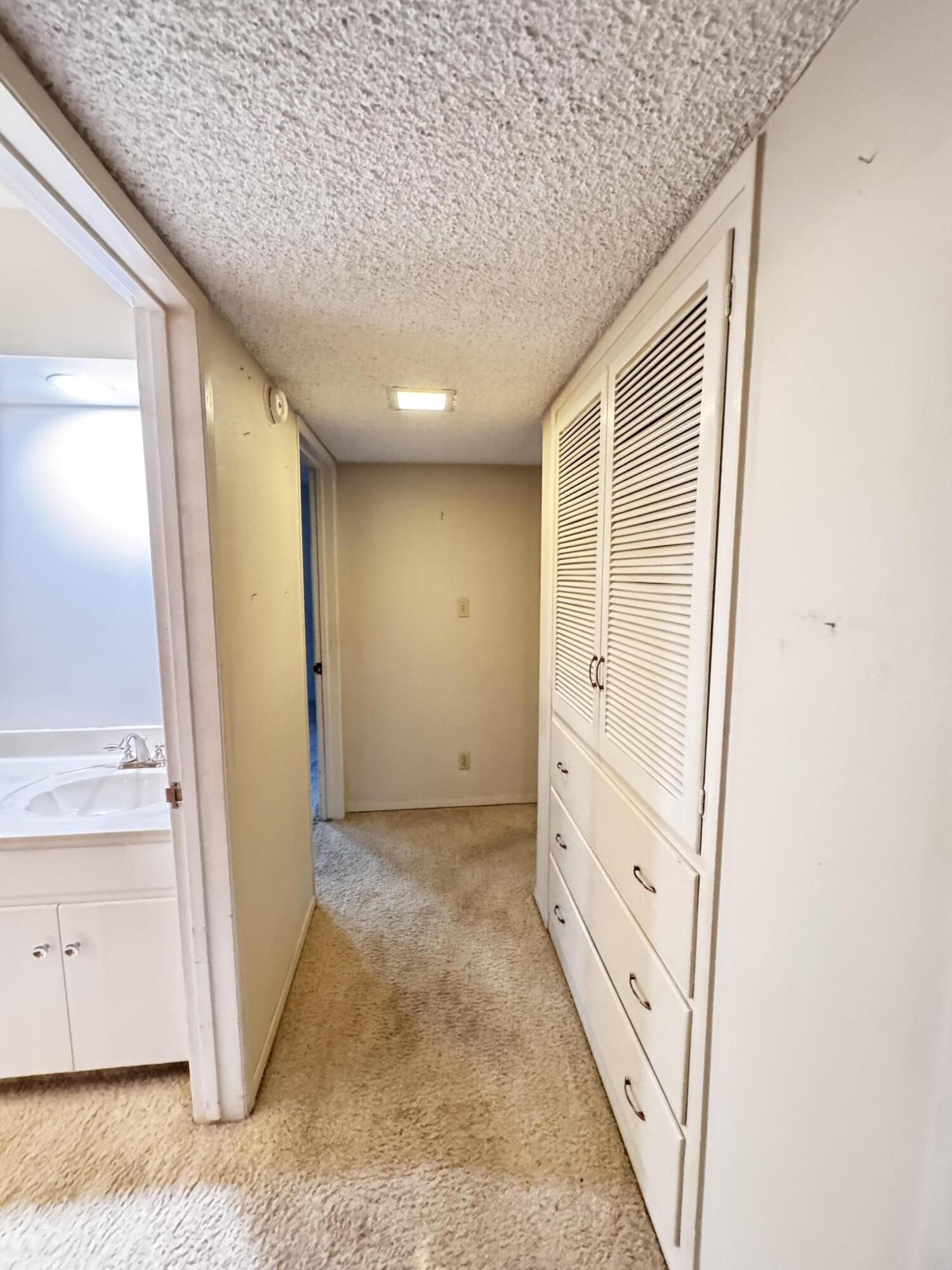 3146 W Harvard Ave, Visalia, CA 93277