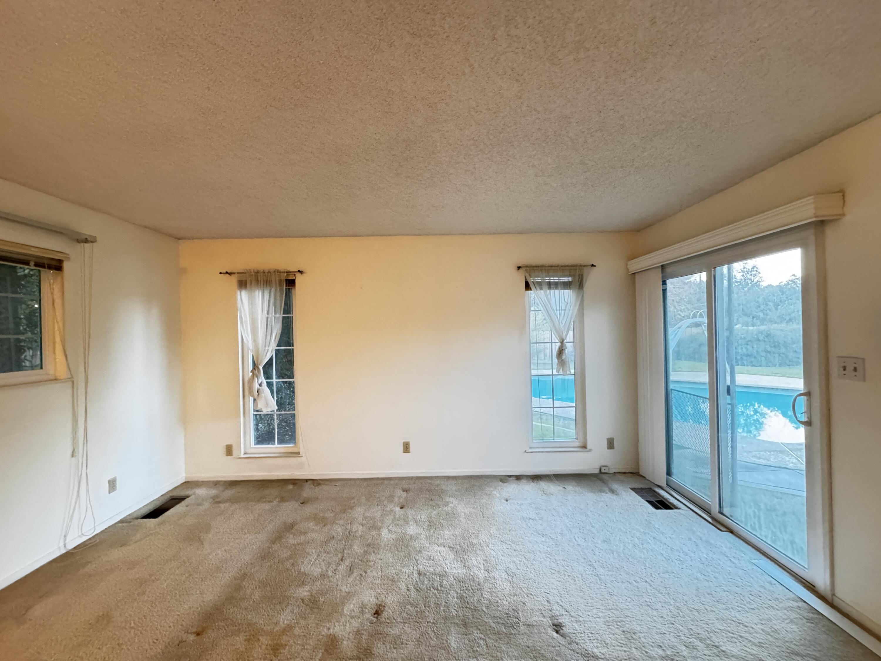 3146 W Harvard Ave, Visalia, CA 93277