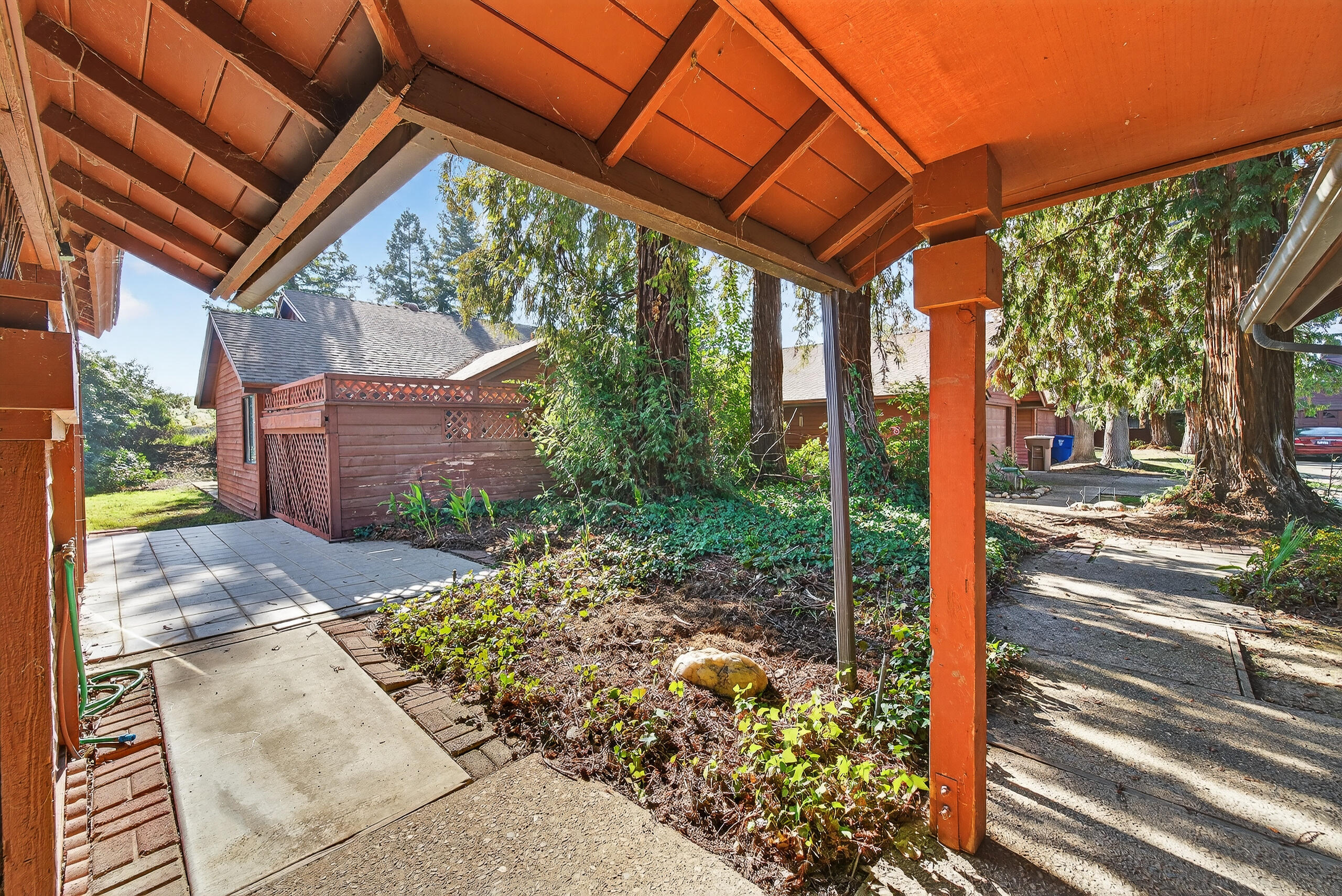 12110 Backdrop Ct, Bakersfield, CA 93306