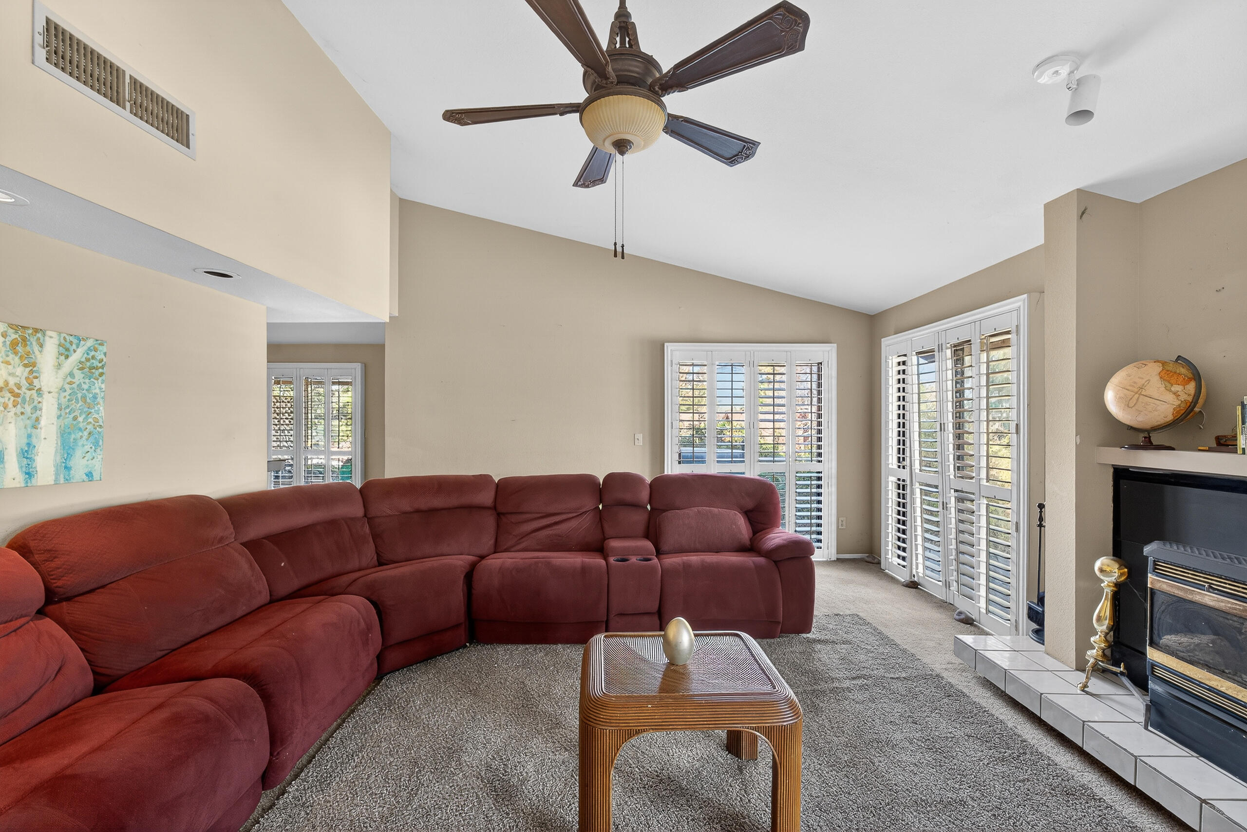 12110 Backdrop Ct, Bakersfield, CA 93306