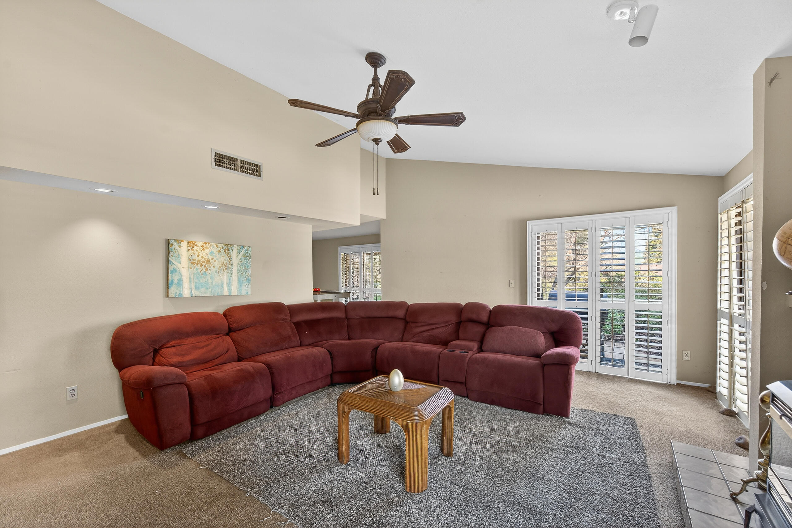 12110 Backdrop Ct, Bakersfield, CA 93306