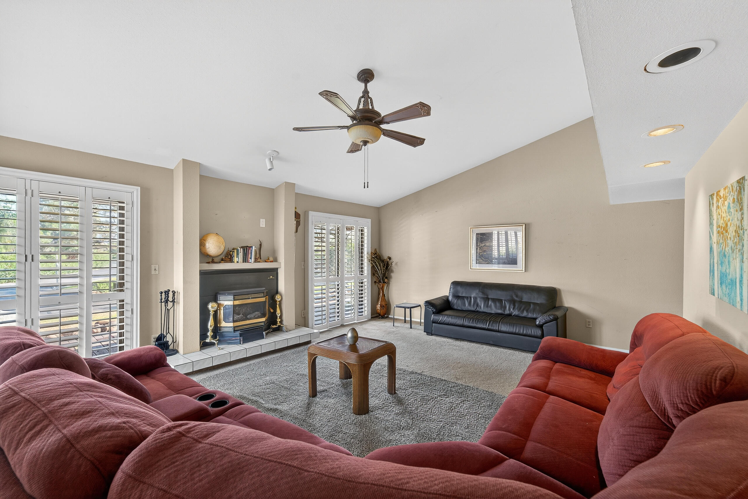 12110 Backdrop Ct, Bakersfield, CA 93306