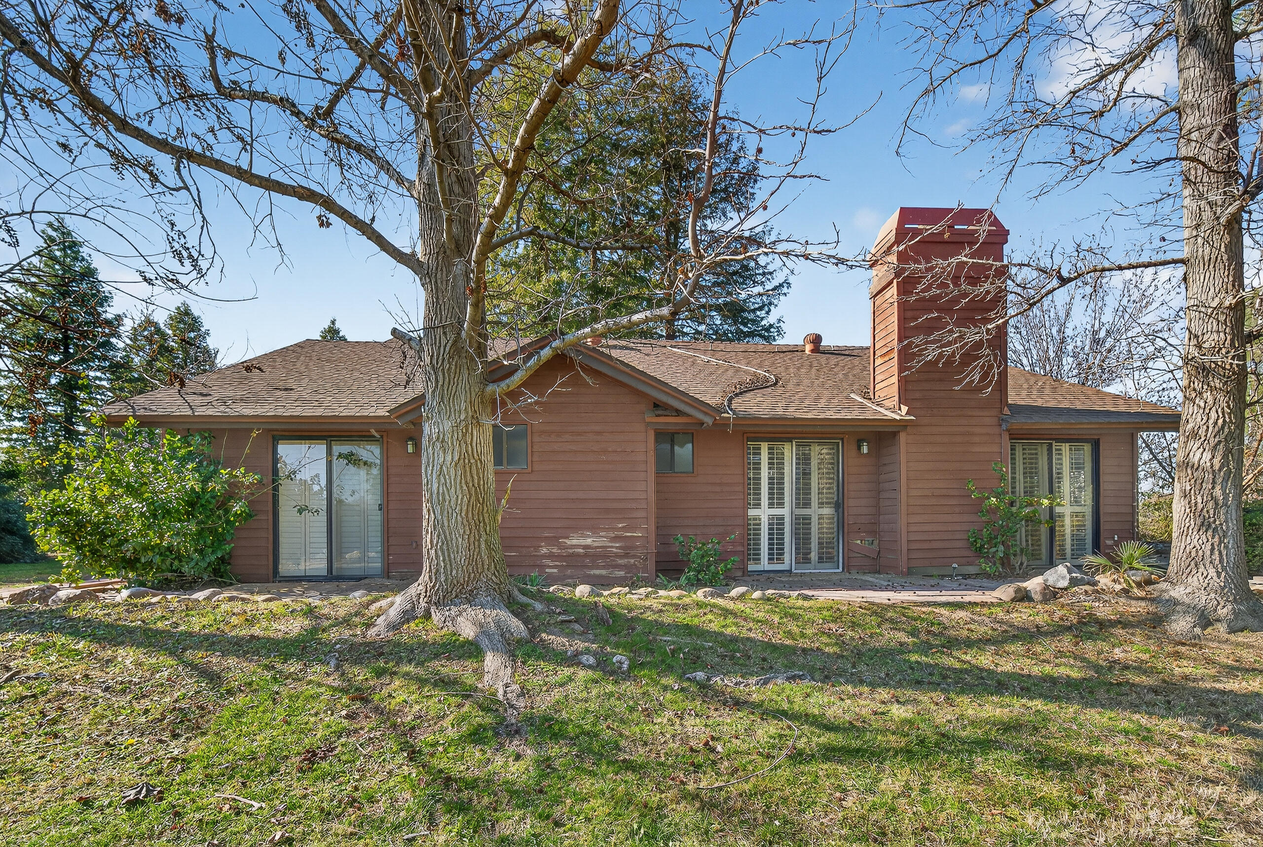 12110 Backdrop Ct, Bakersfield, CA 93306