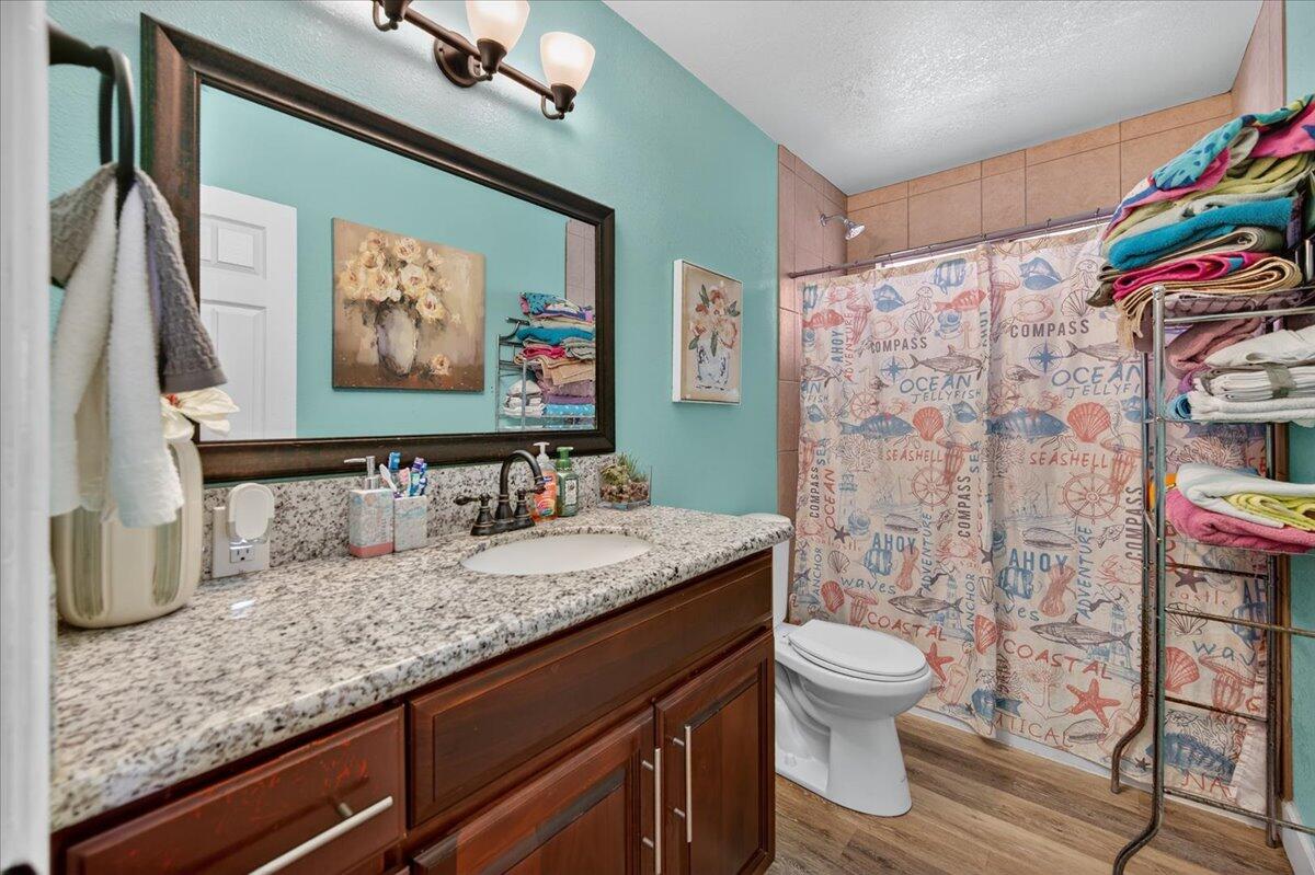 2931 Paula Dr, Clovis, CA 93612