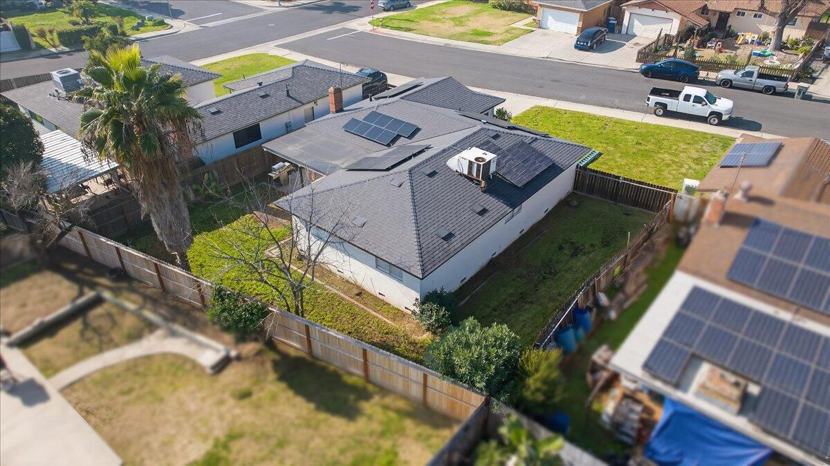 2931 Paula Dr, Clovis, CA 93612