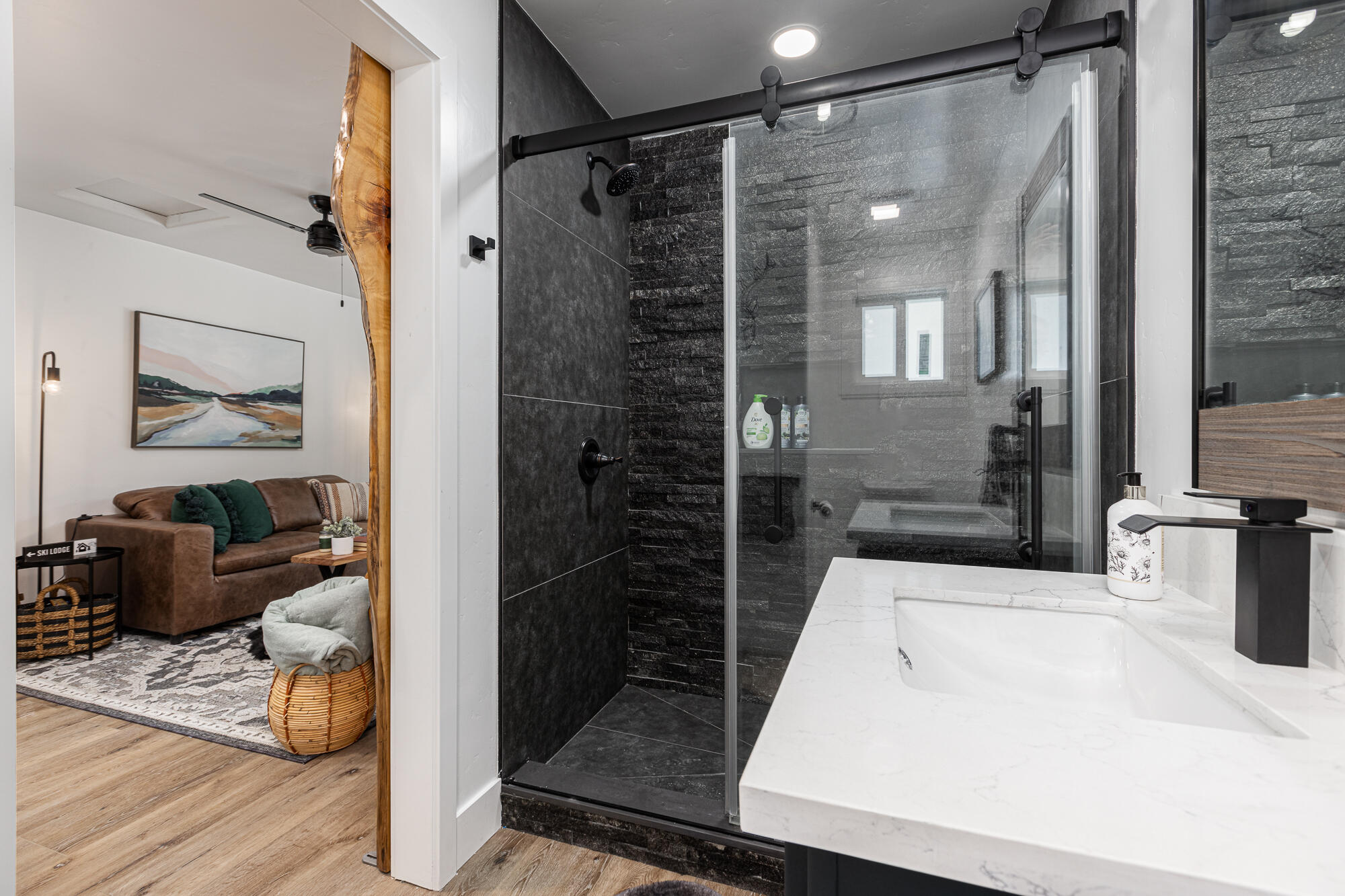 42145 Tollhouse Rd, Shaver Lake, CA 93664