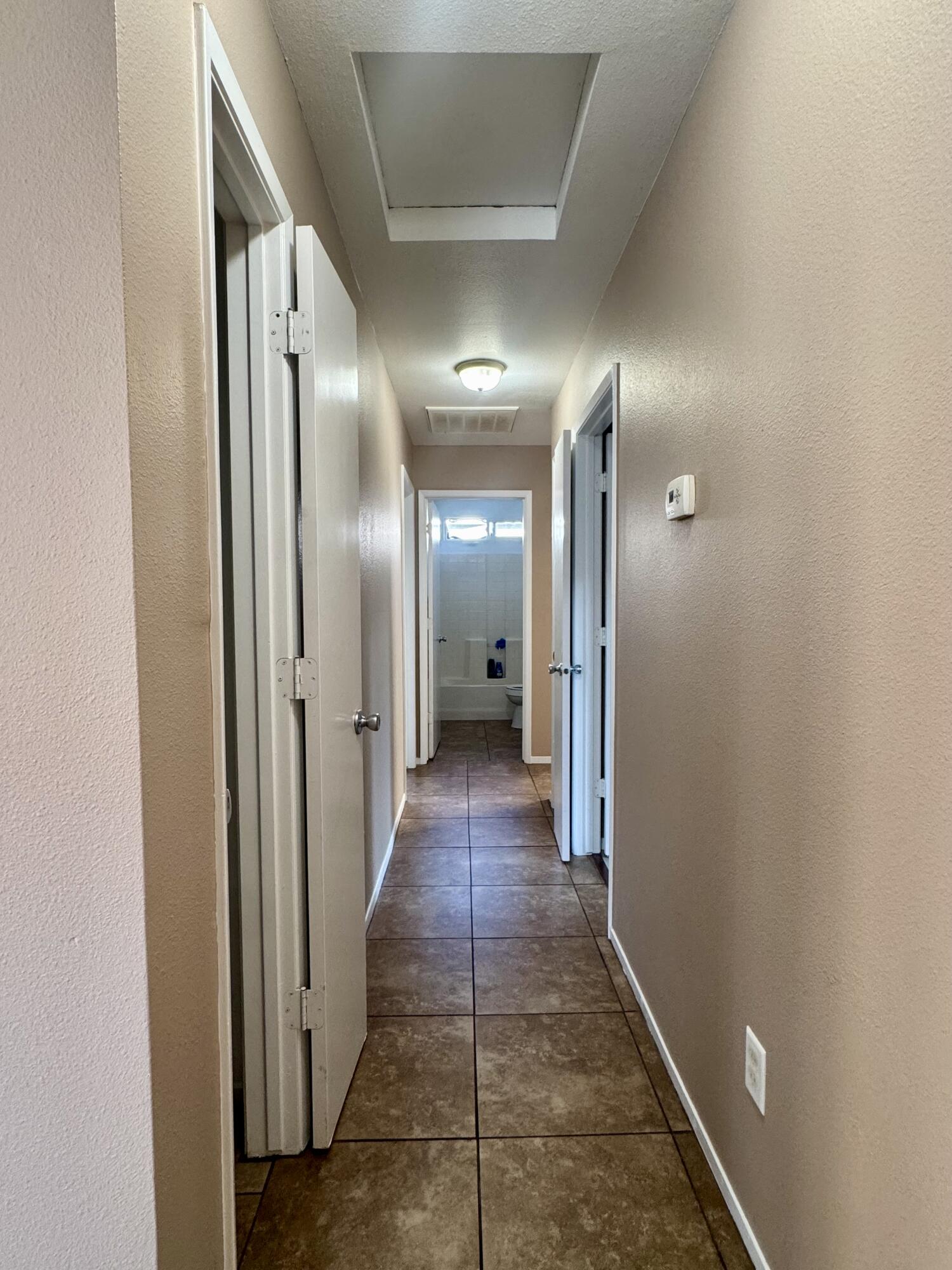 211 Presidio Ave, Porterville, CA 93257