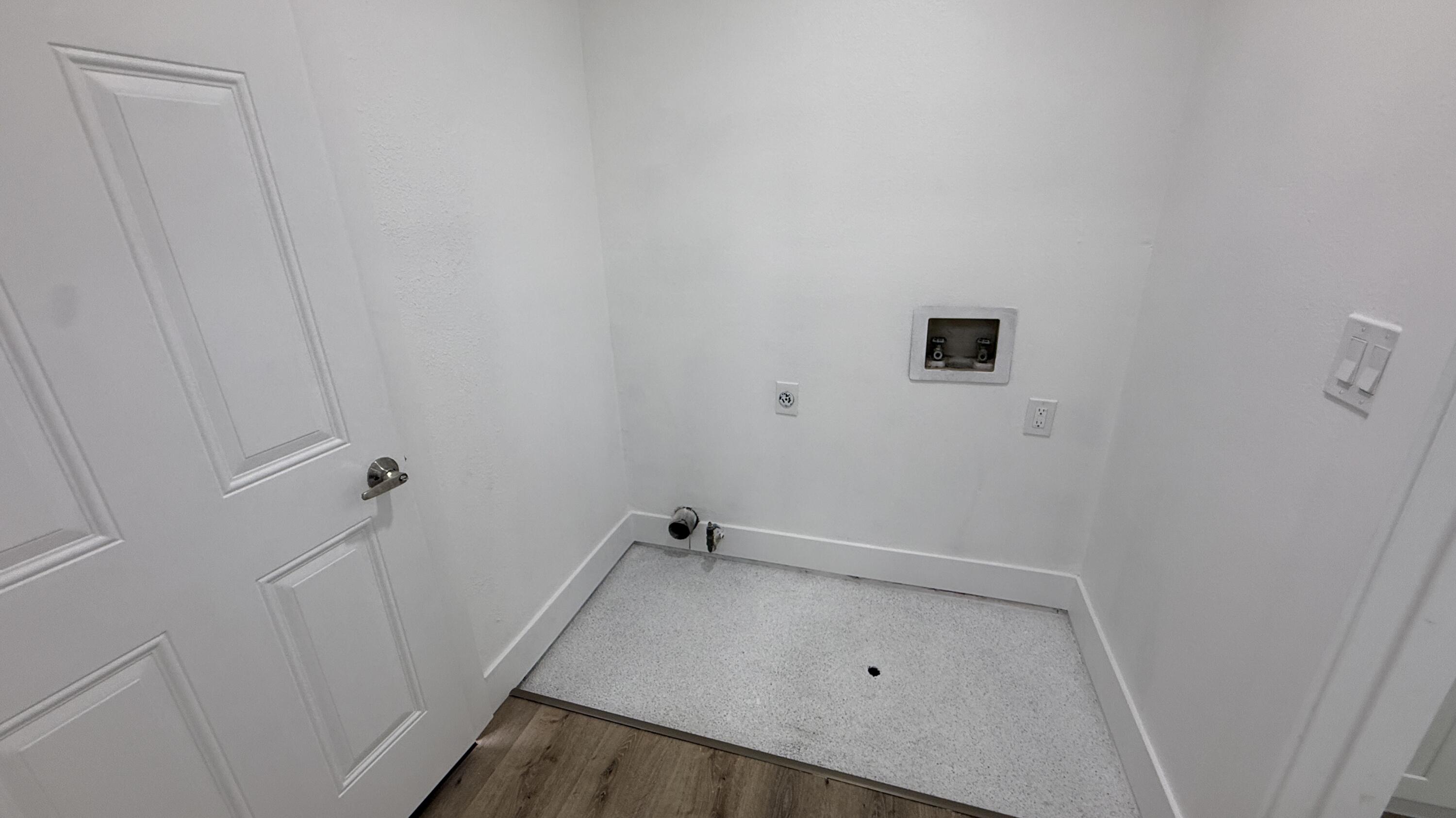 653 Alpha St, Tulare, CA 93274