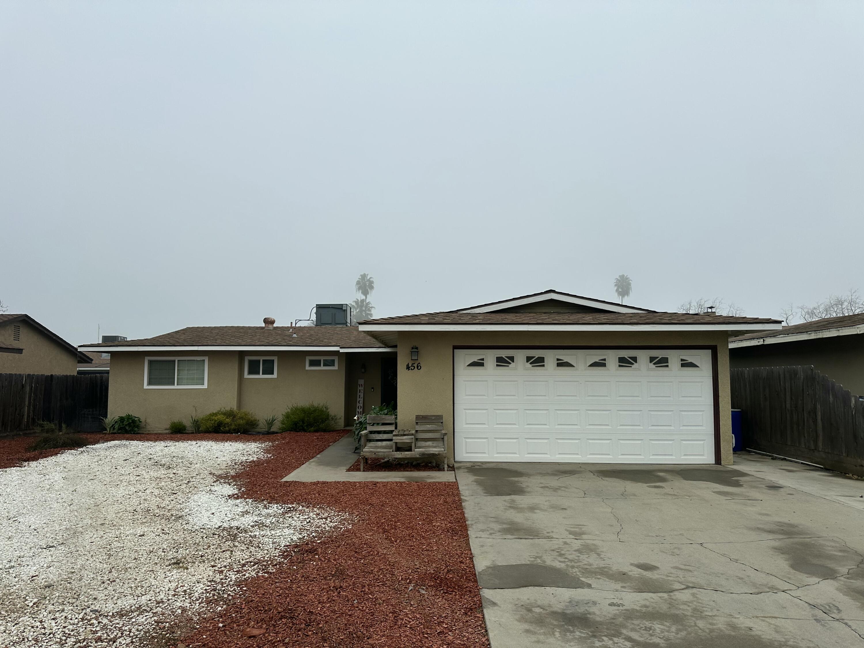 456 S S Becky St, Tulare, CA 93274