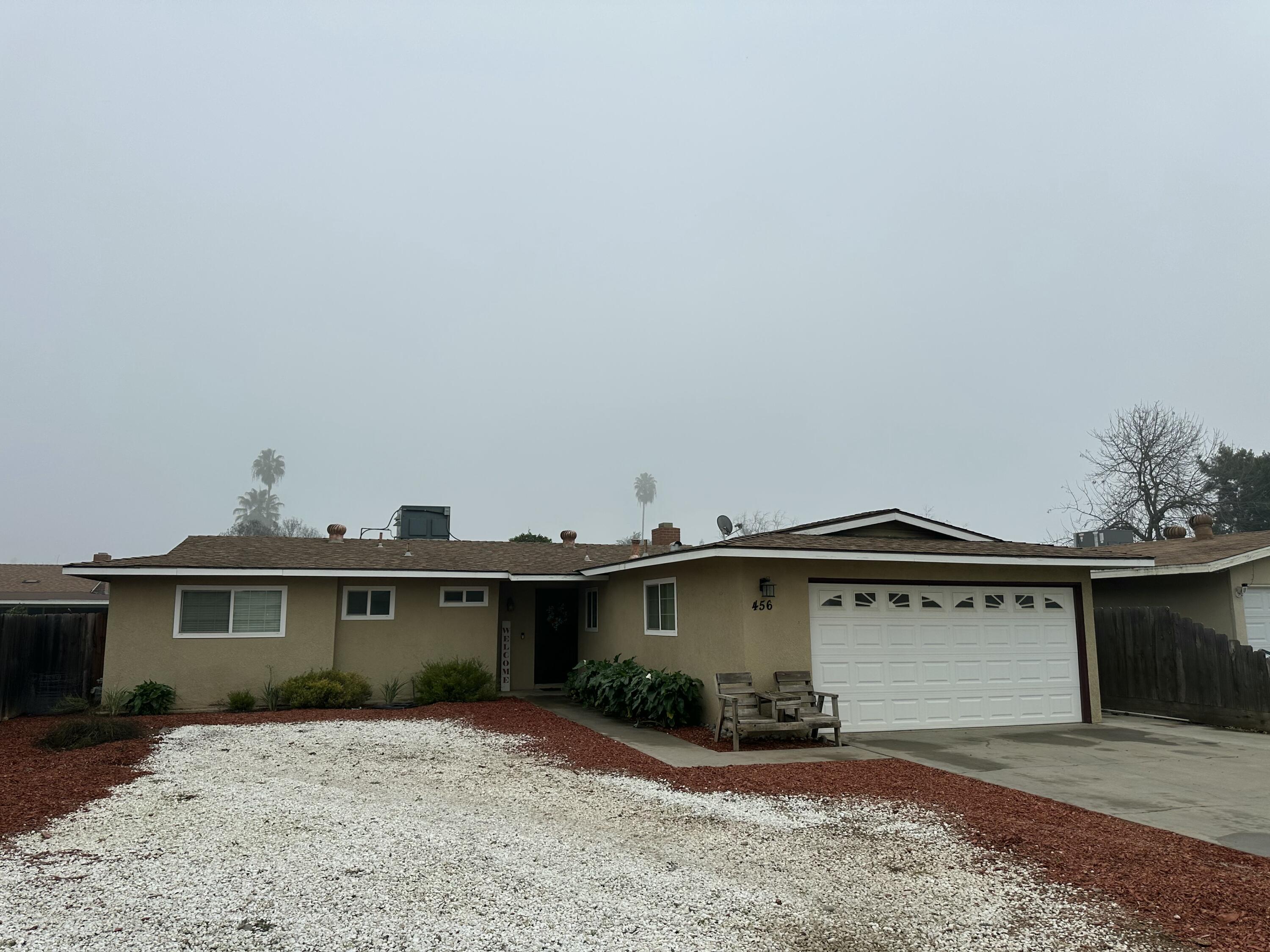 456 S S Becky St, Tulare, CA 93274