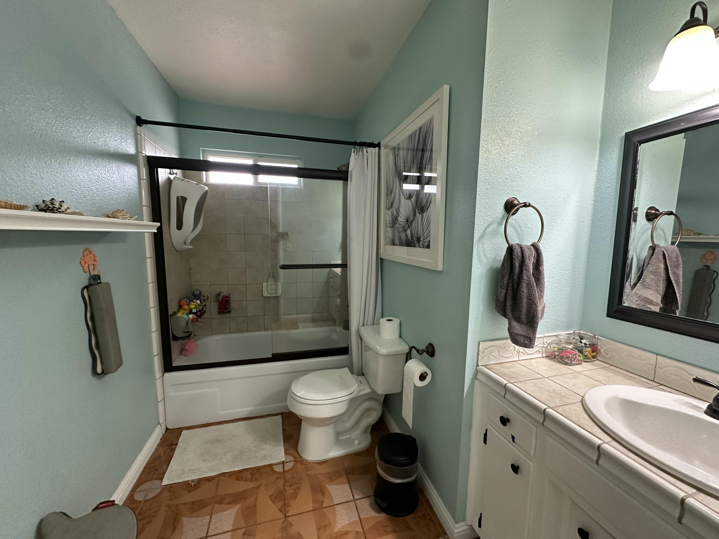 456 S S Becky St, Tulare, CA 93274