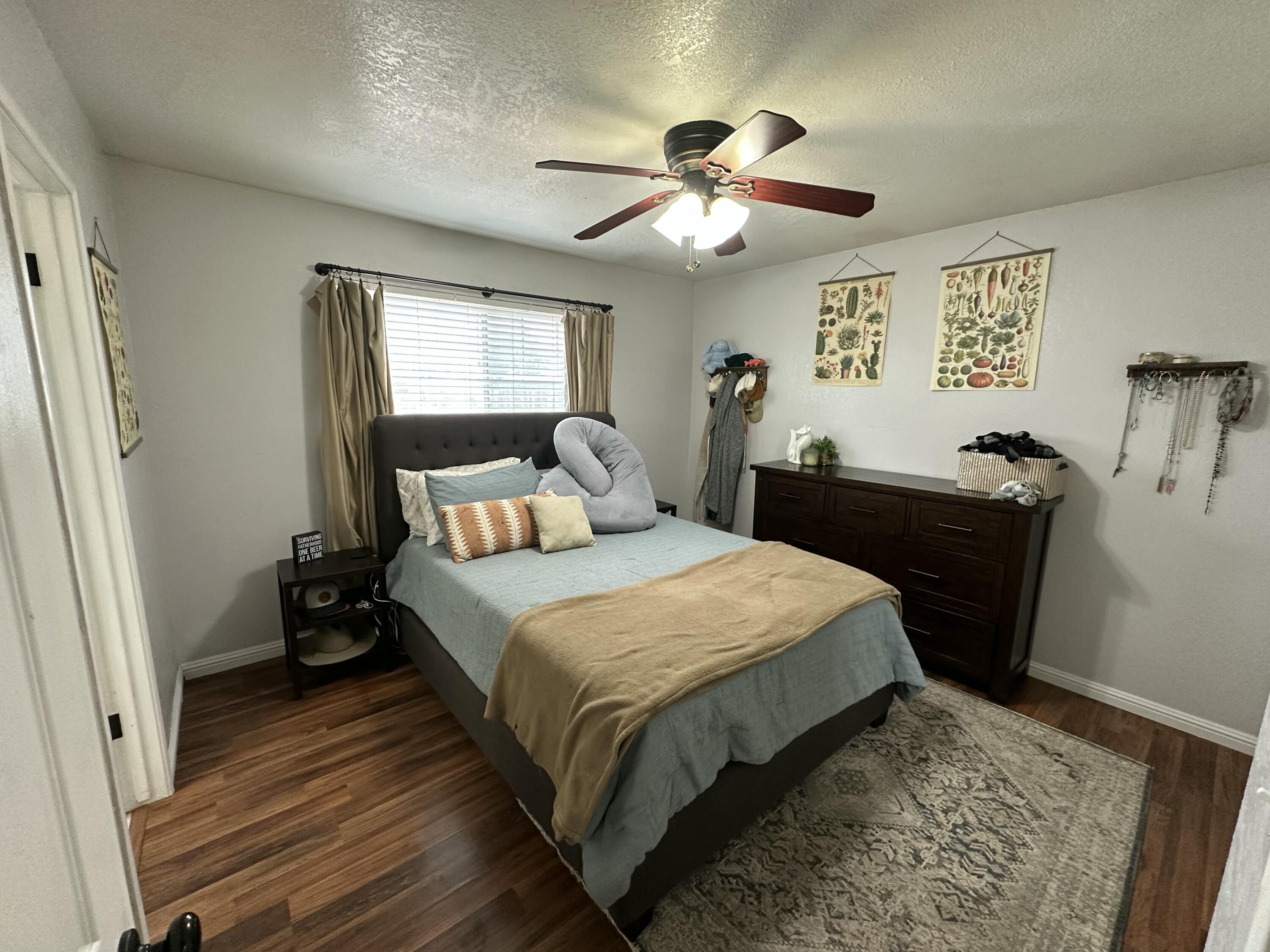 456 S S Becky St, Tulare, CA 93274