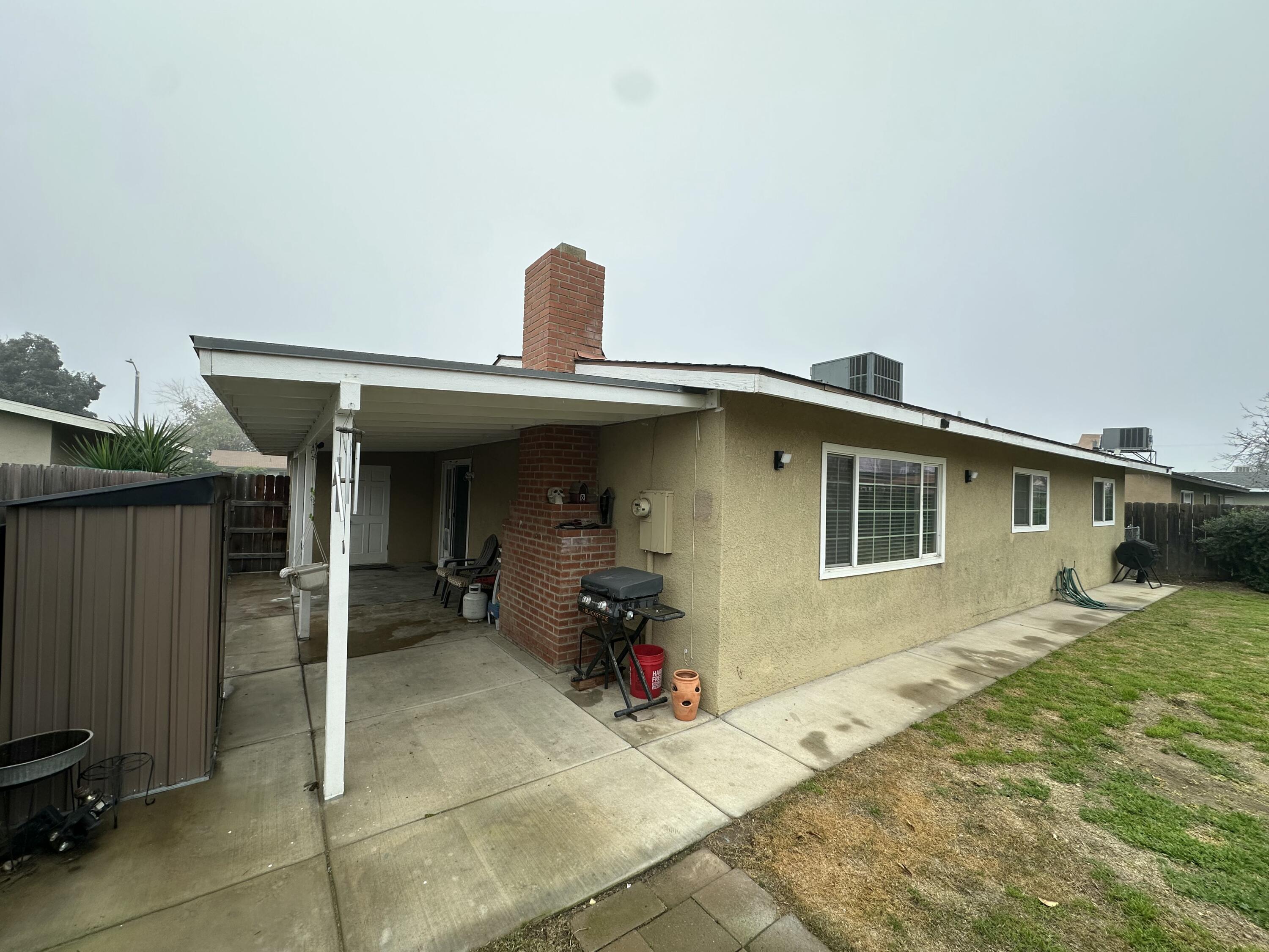 456 S S Becky St, Tulare, CA 93274