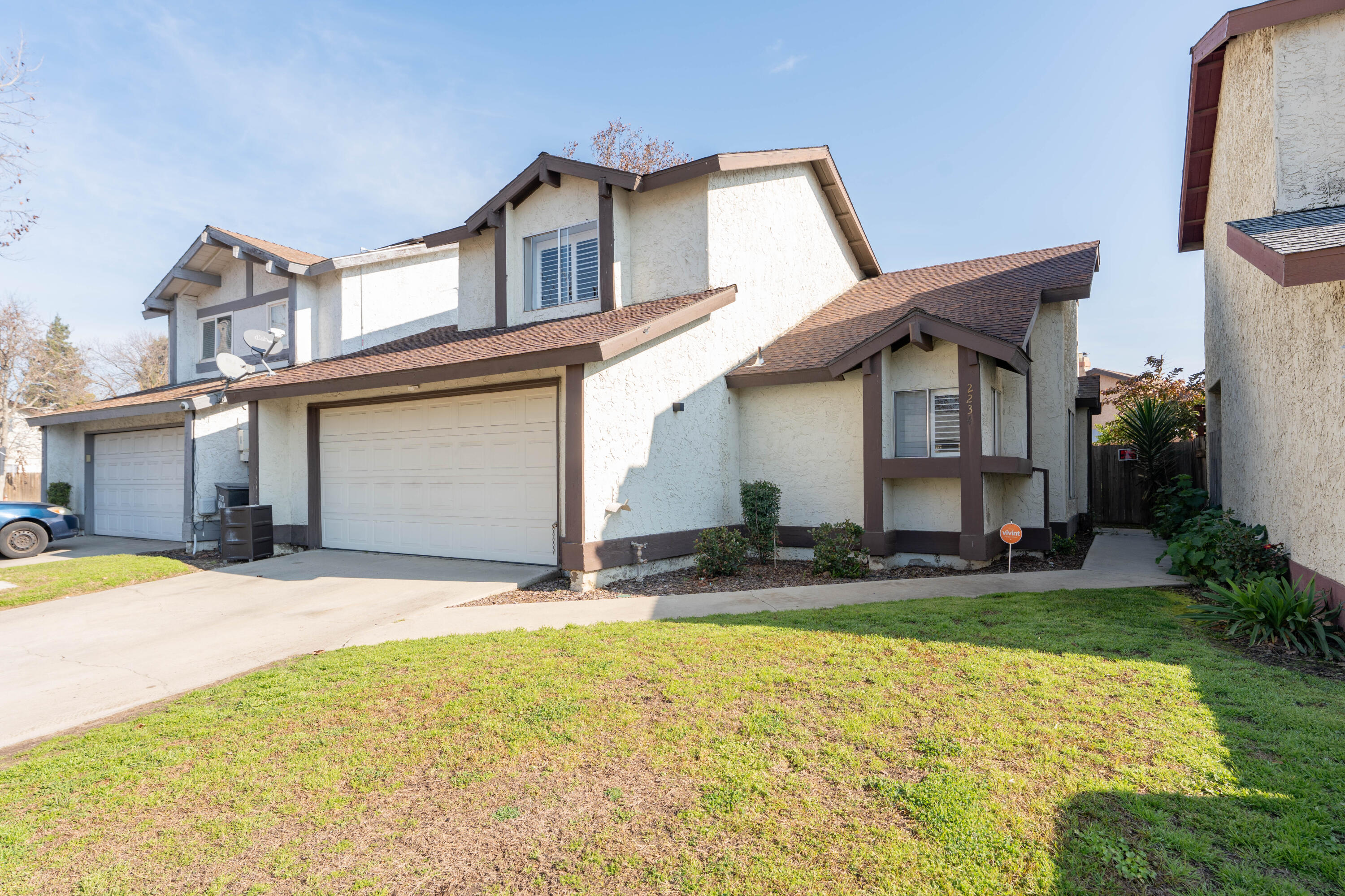 2234 N Edison St, Visalia, CA 93292