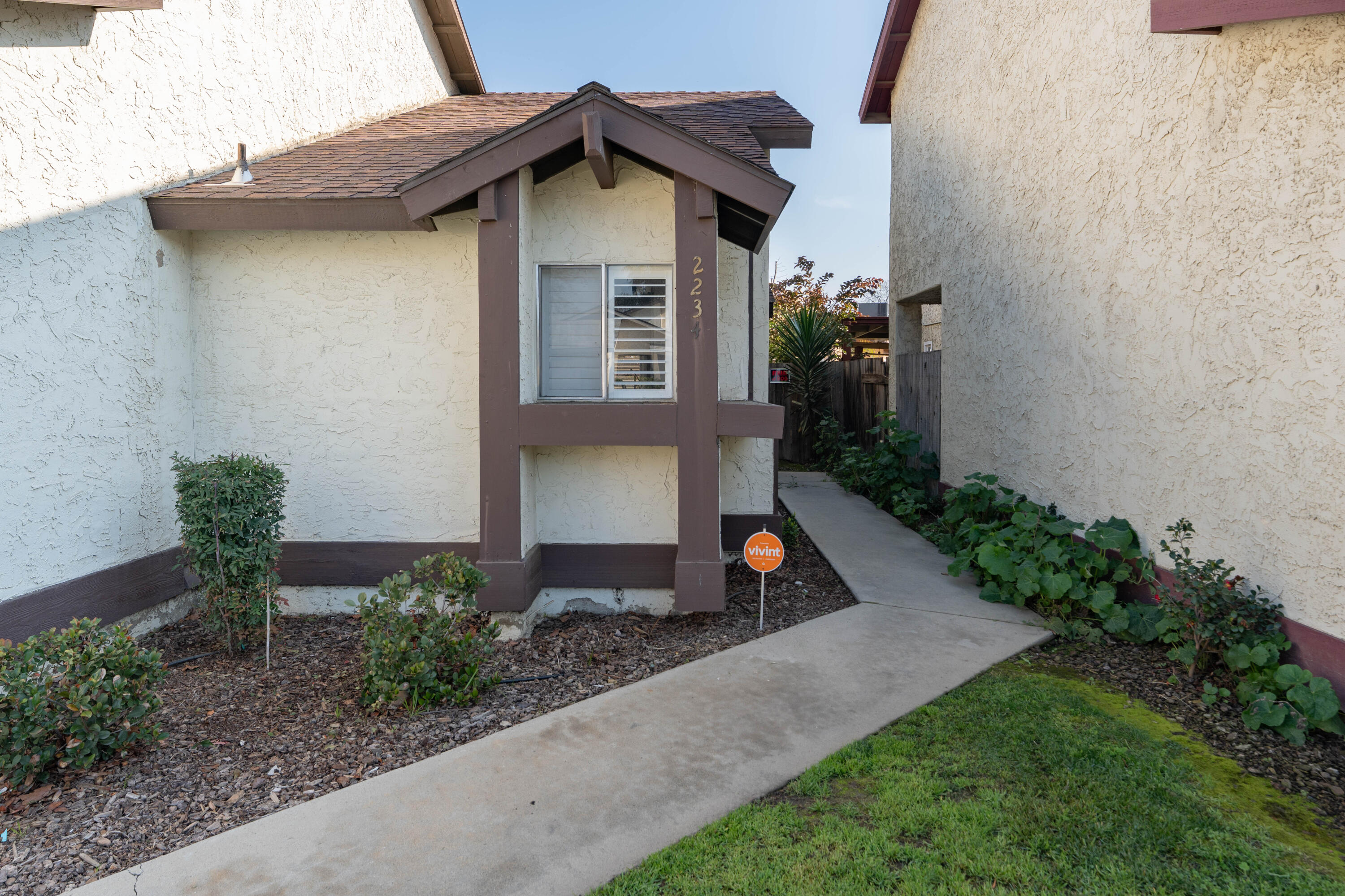 2234 N Edison St, Visalia, CA 93292