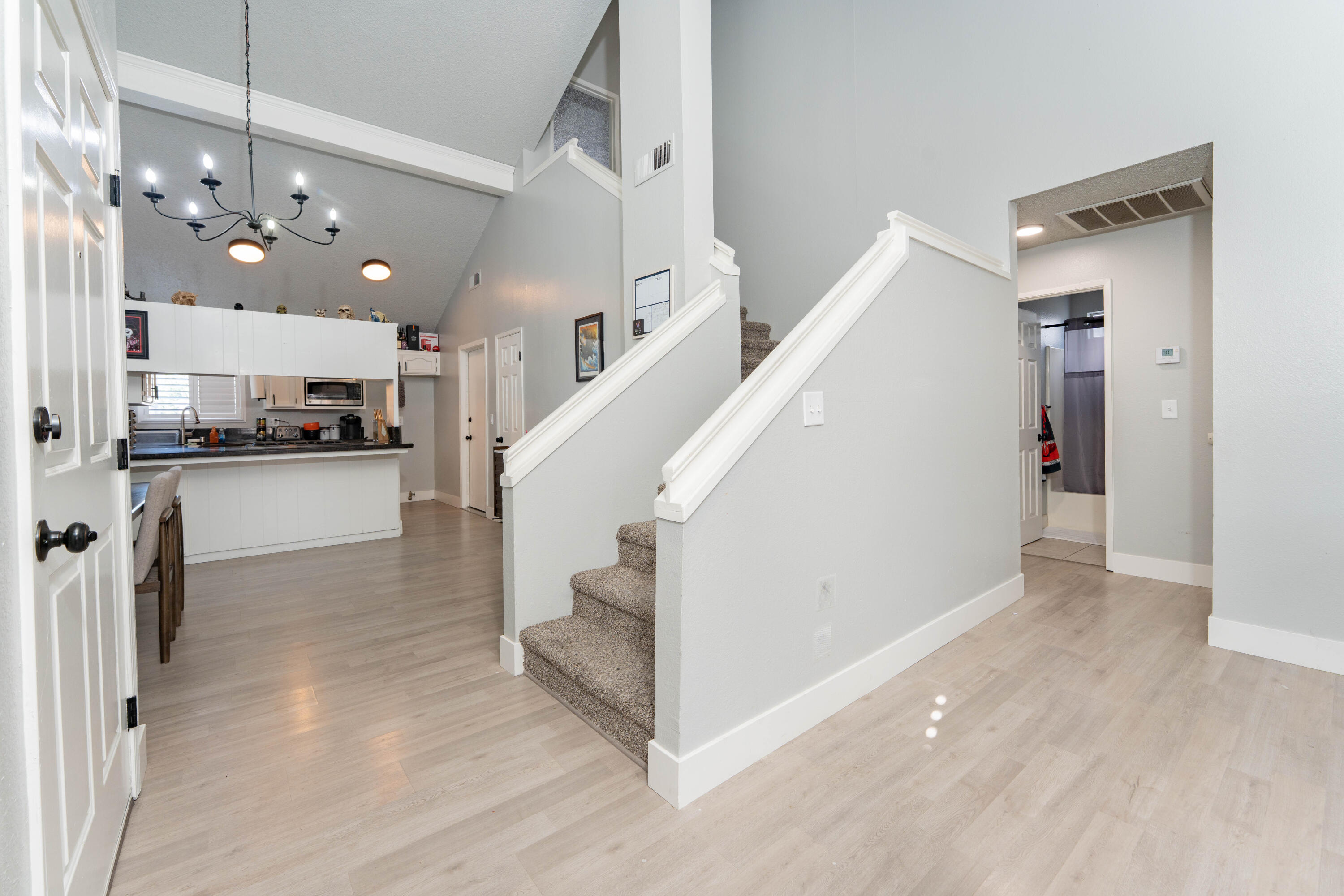 2234 N Edison St, Visalia, CA 93292