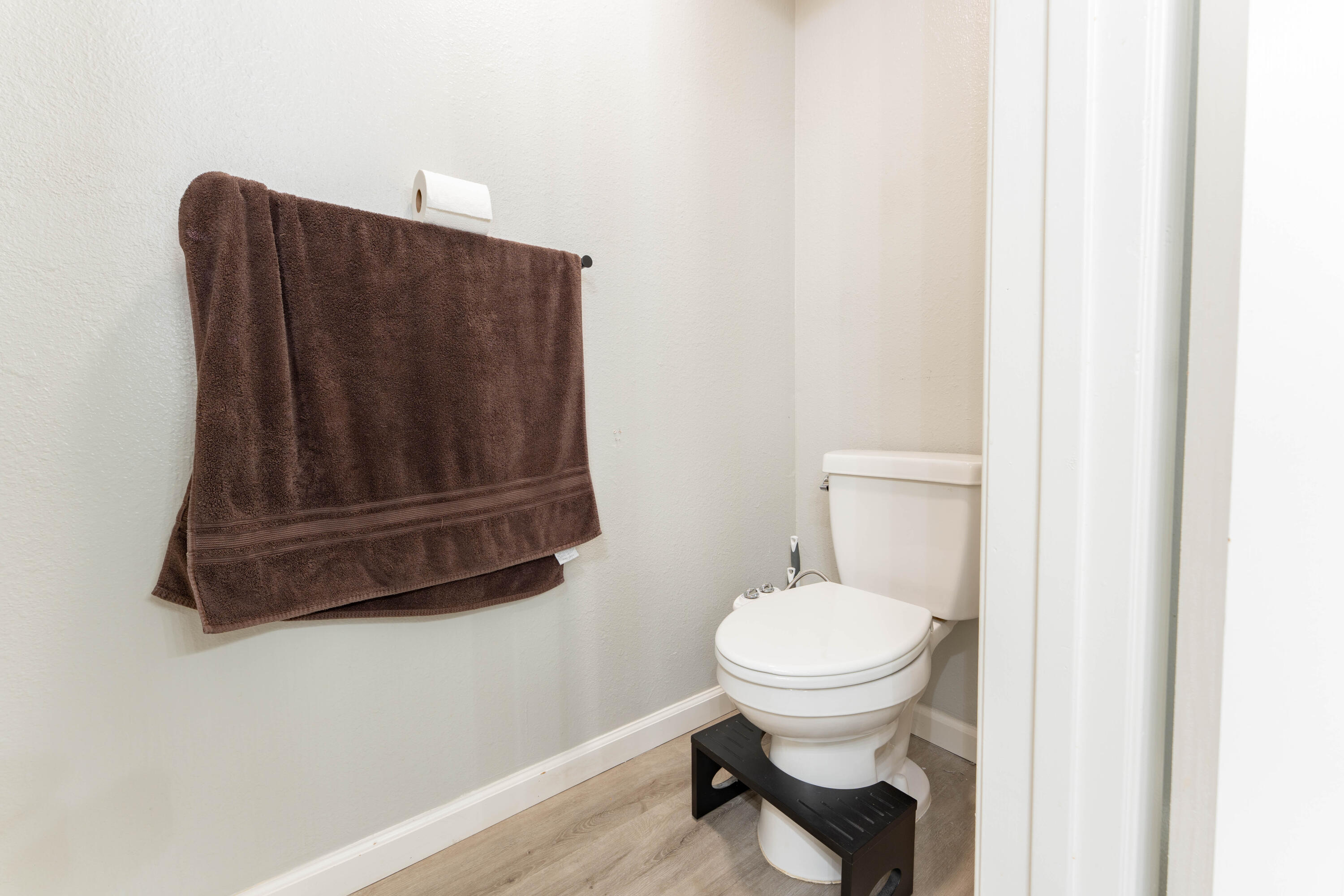 2234 N Edison St, Visalia, CA 93292