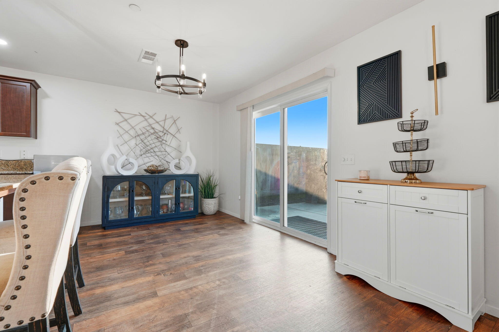 501 Alpha St, Tulare, CA 93274