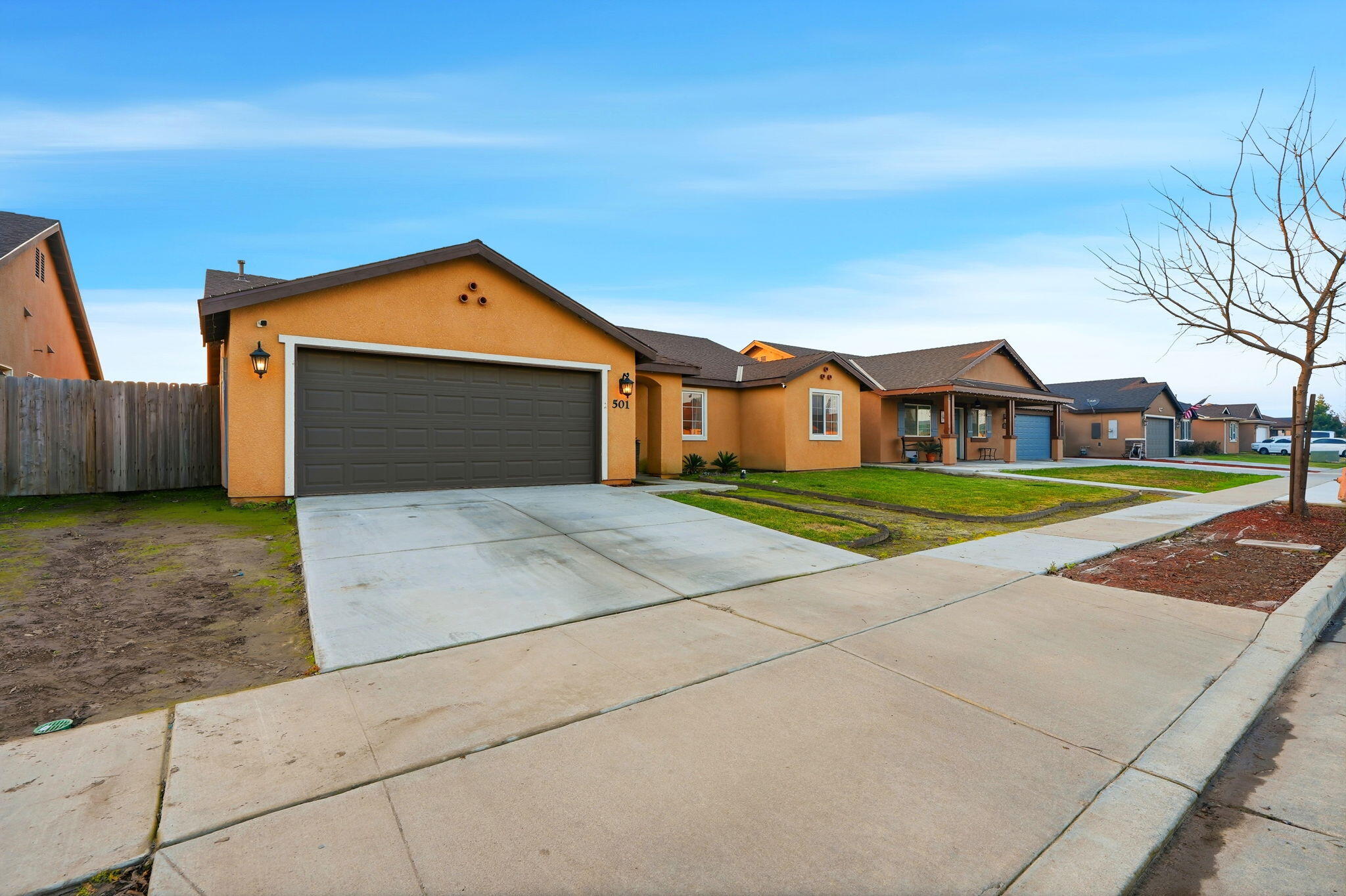 501 Alpha St, Tulare, CA 93274