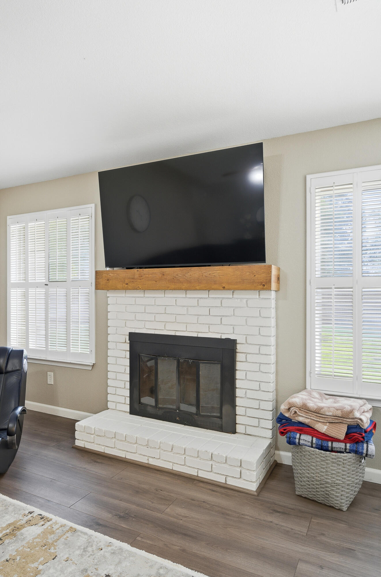 416 Jesse St, Exeter, CA 93221