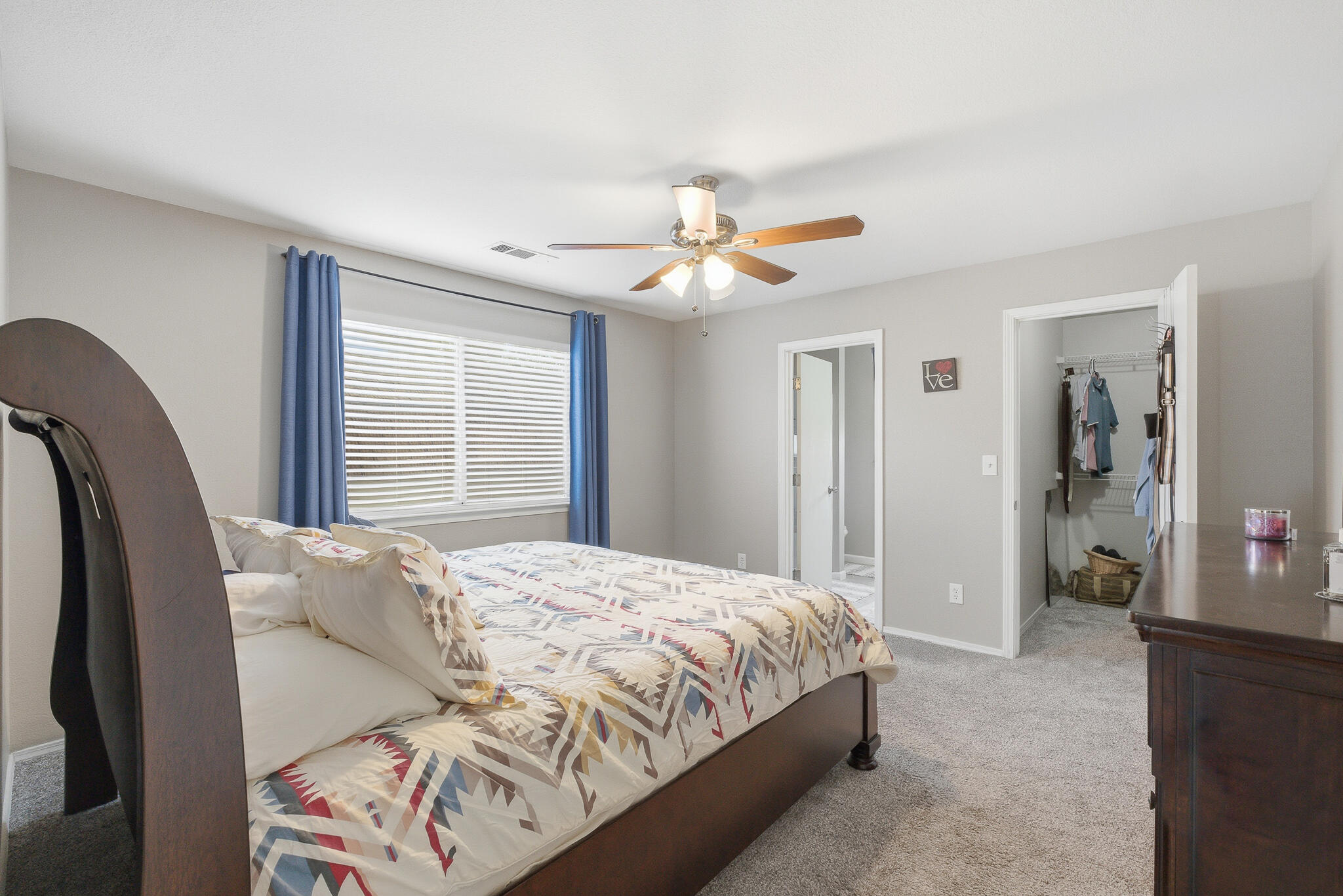 416 Jesse St, Exeter, CA 93221