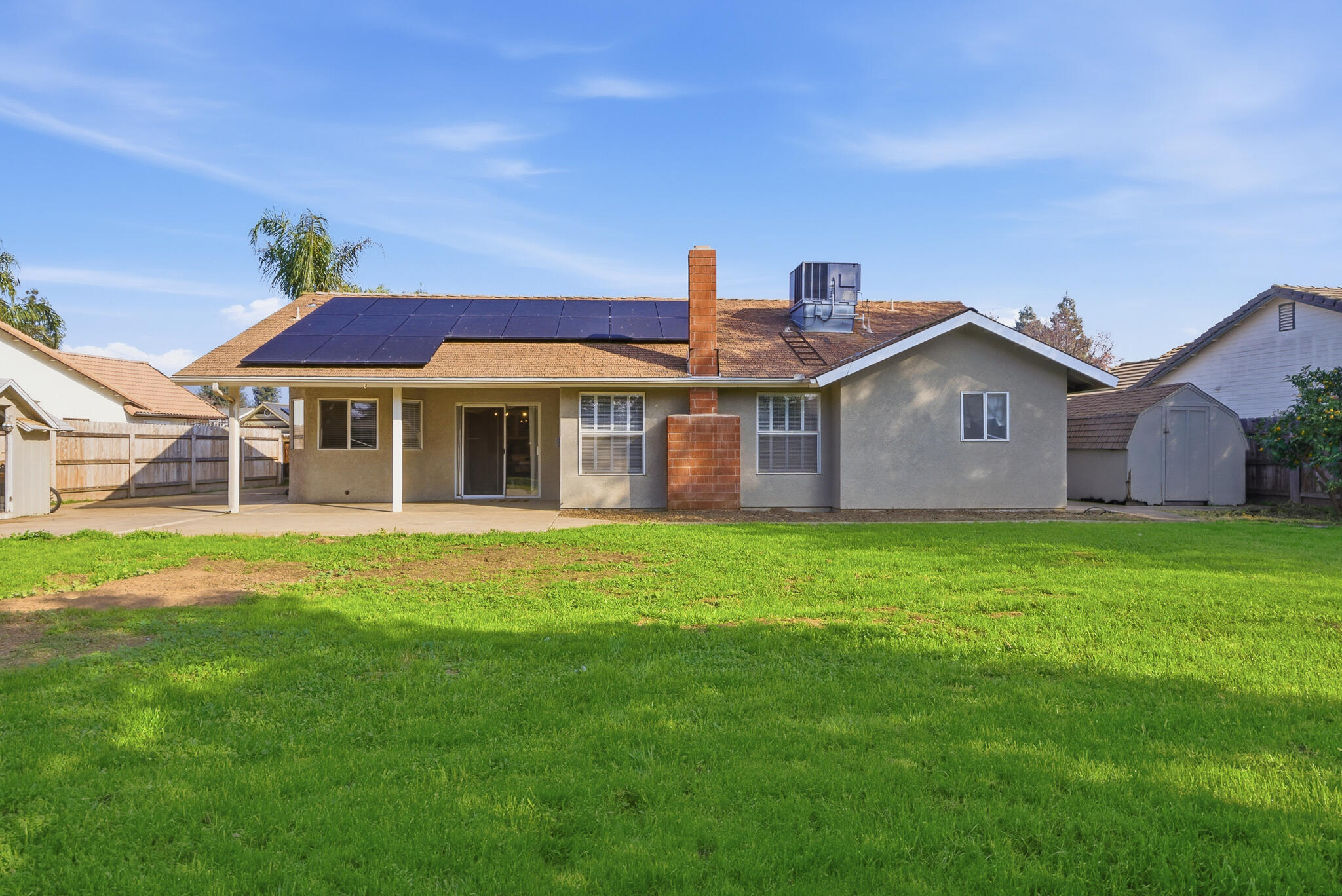 416 Jesse St, Exeter, CA 93221