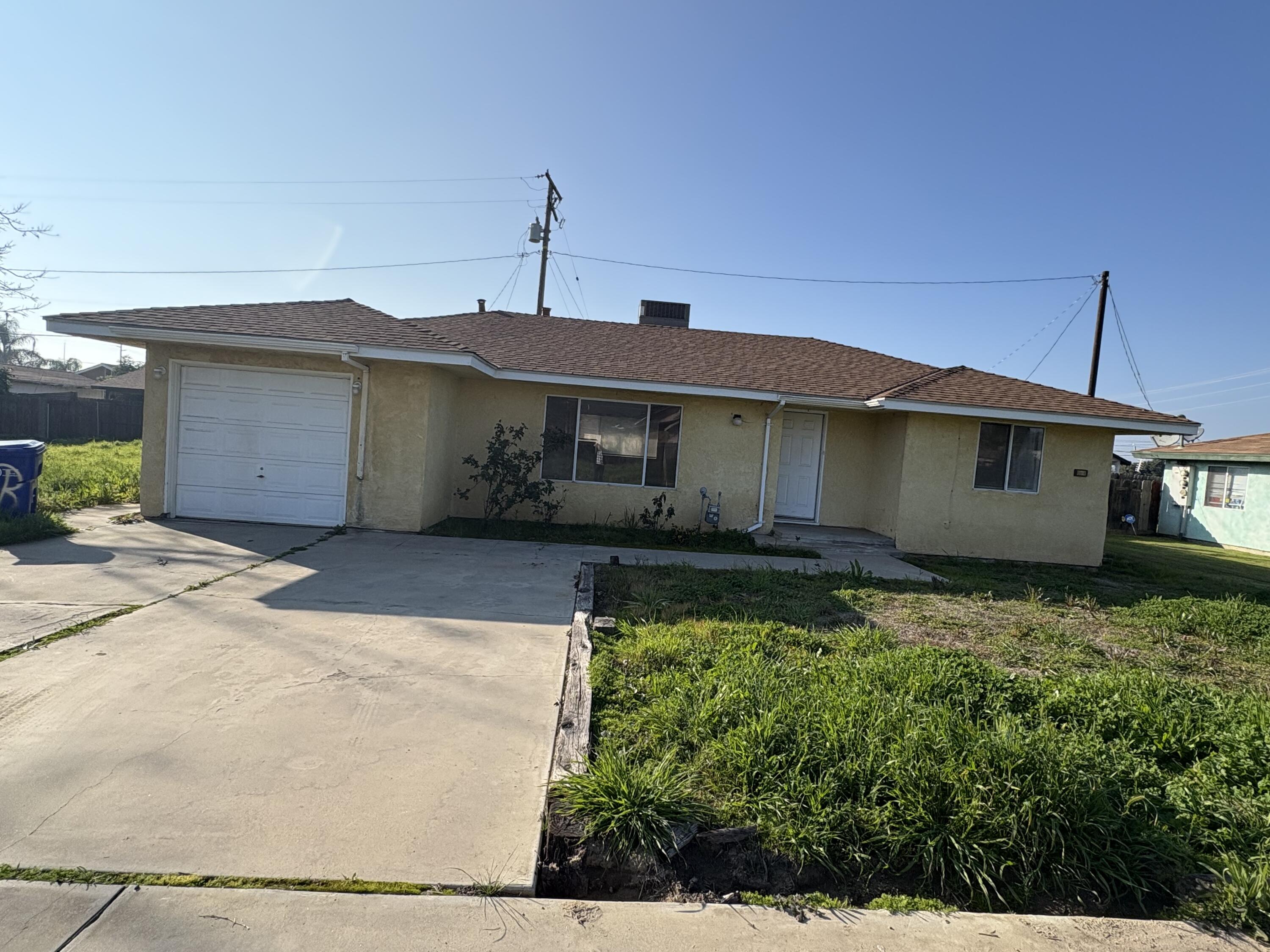 1241 W Putnam Ave #A, Porterville, CA 93257