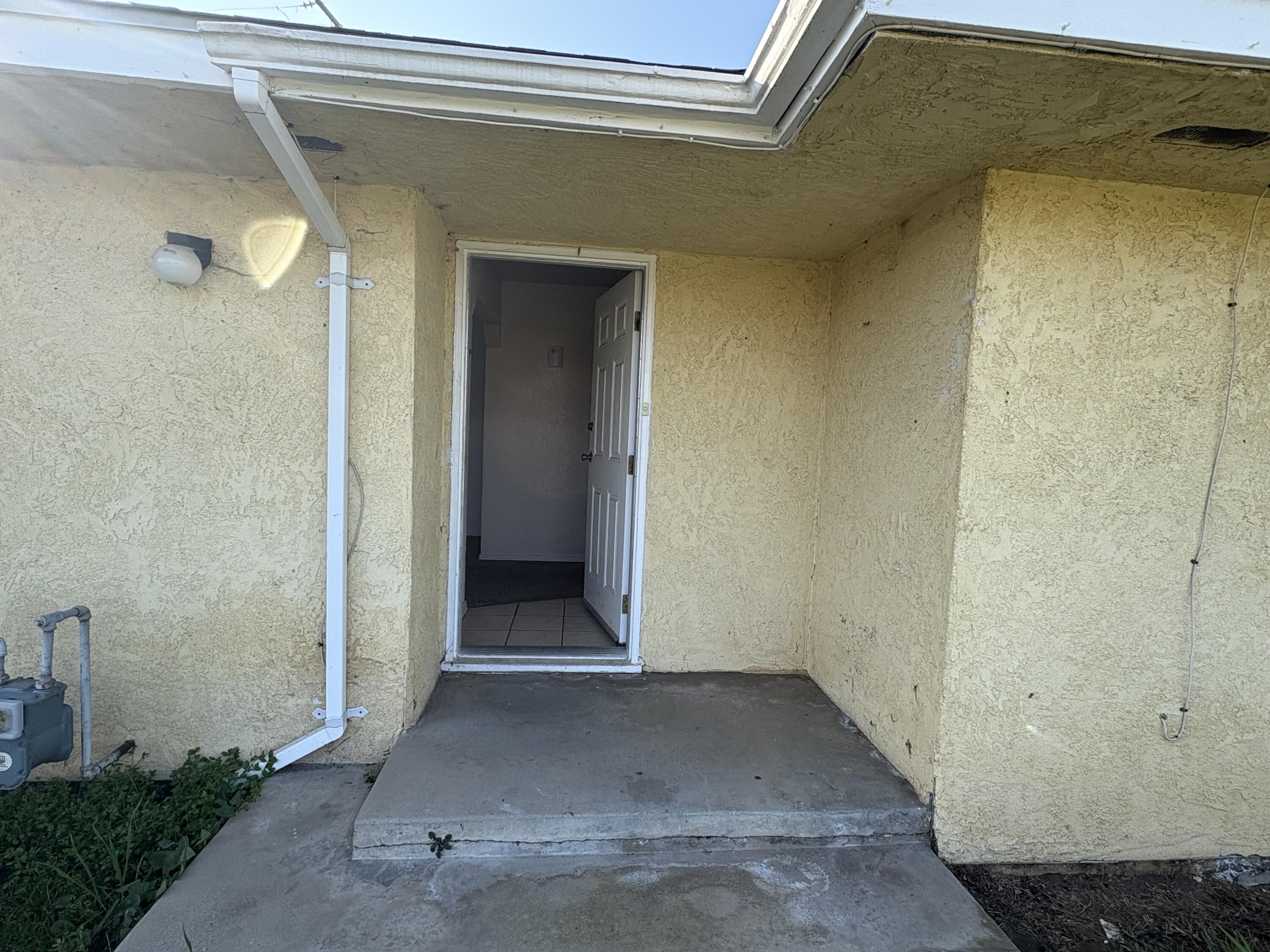 1241 W Putnam Ave #A, Porterville, CA 93257