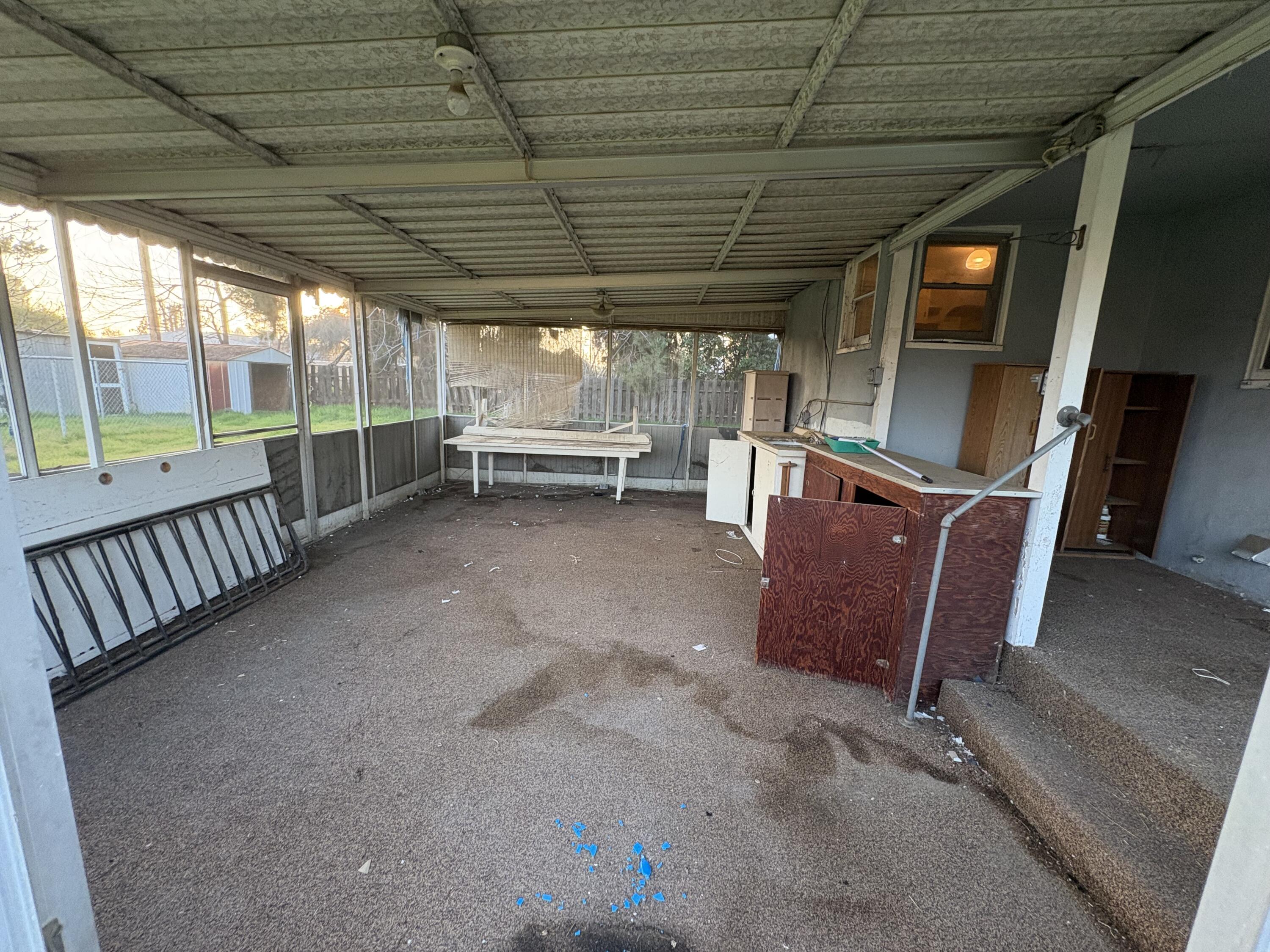 737 W Kanai Ave, Porterville, CA 93257