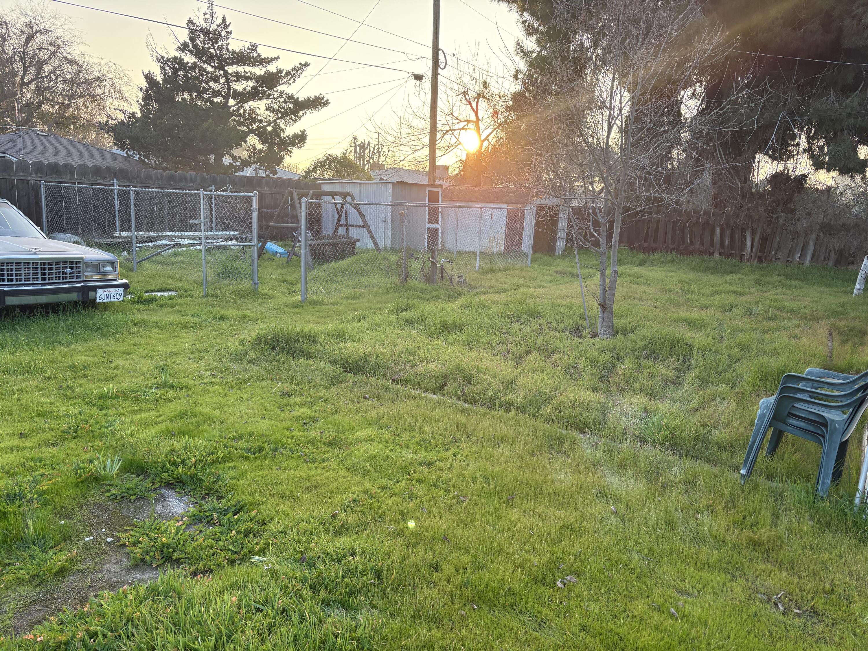 737 W Kanai Ave, Porterville, CA 93257