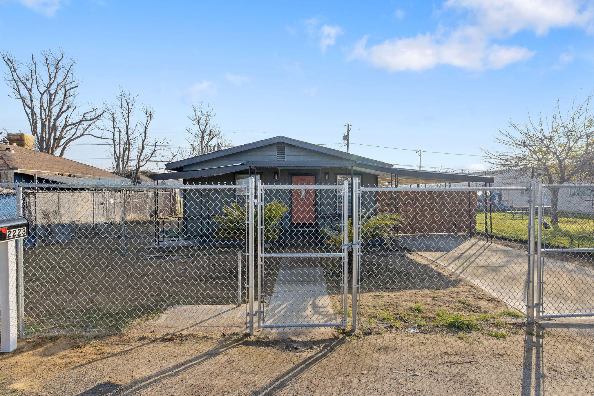 2223 Steele Ave, Bakersfield, CA 93307