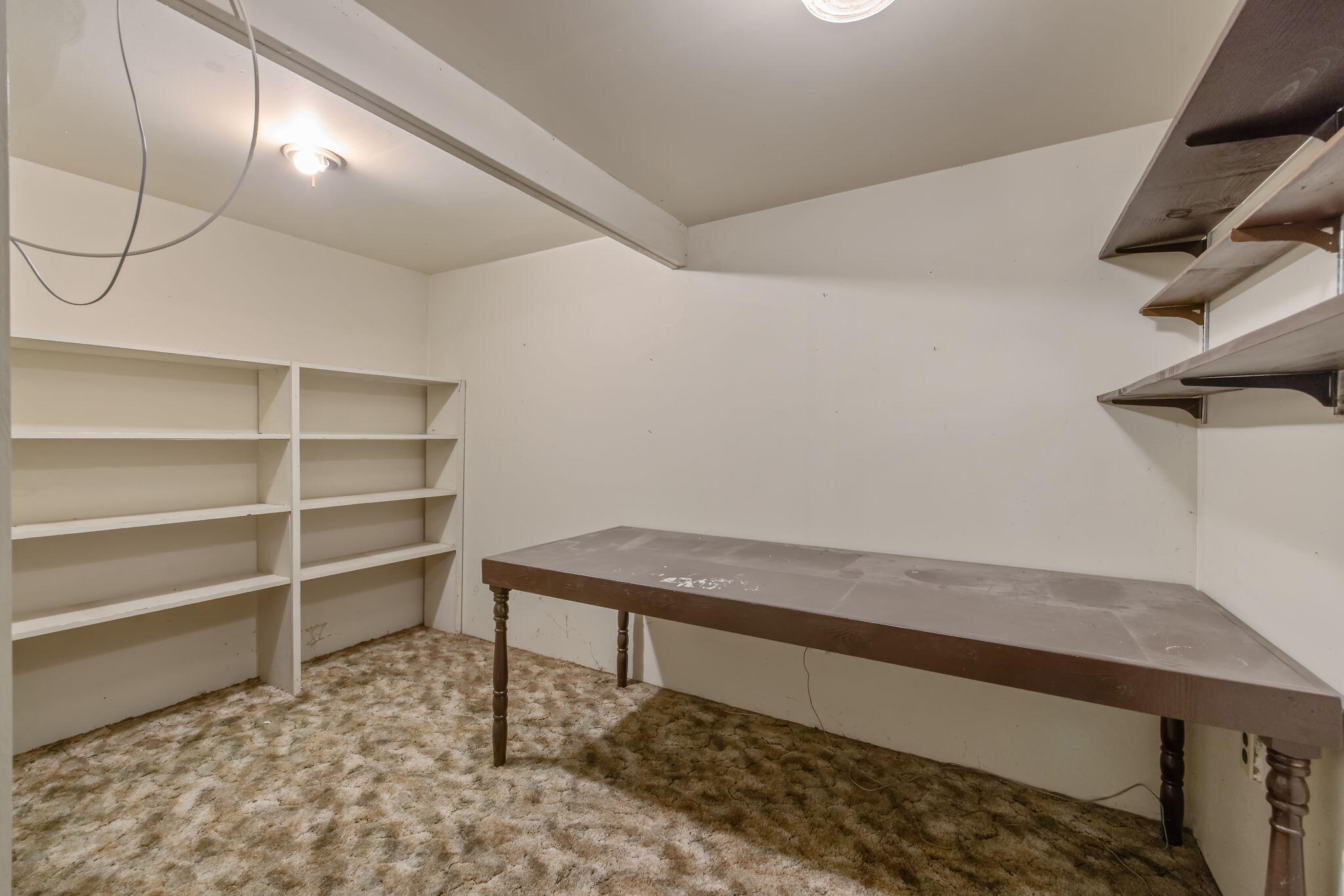 1725 E E Goshen Ave, Visalia, CA 93292