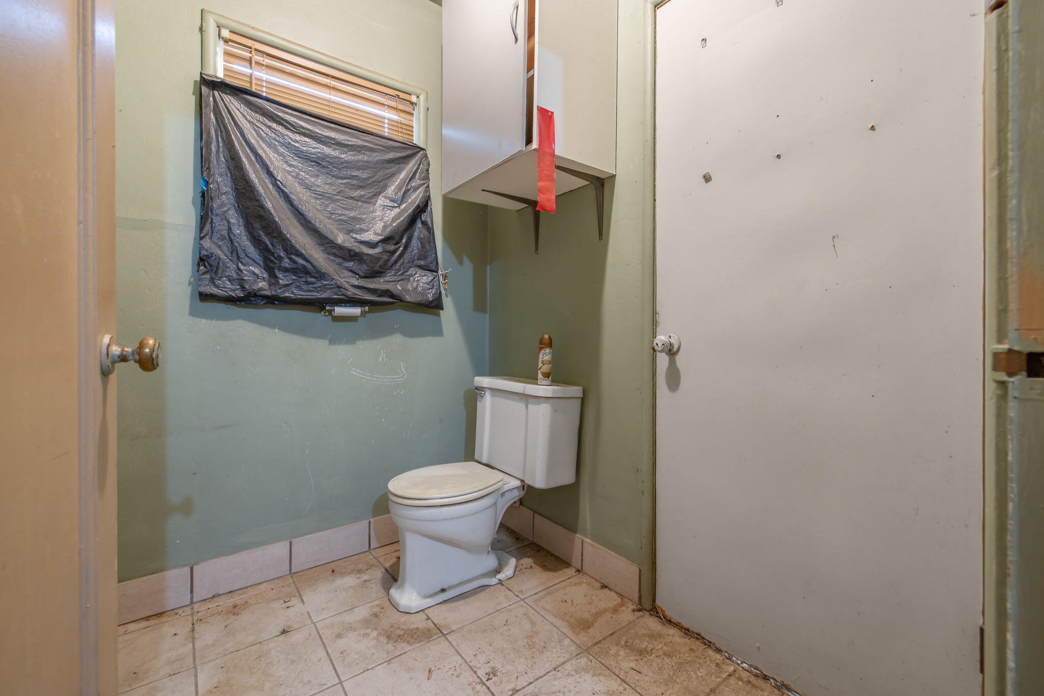 1725 E E Goshen Ave, Visalia, CA 93292