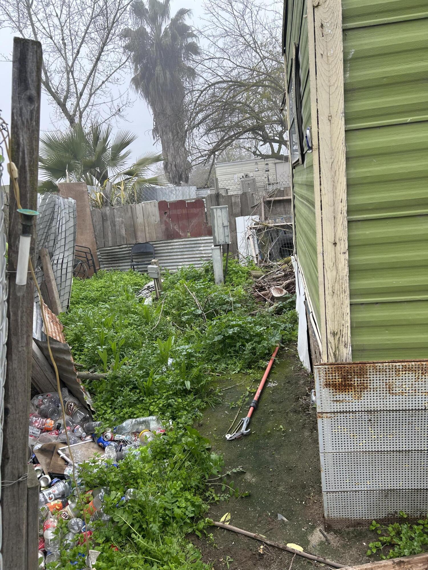 17496 W Whitesbridge Ave ## 8, Kerman, CA 93630