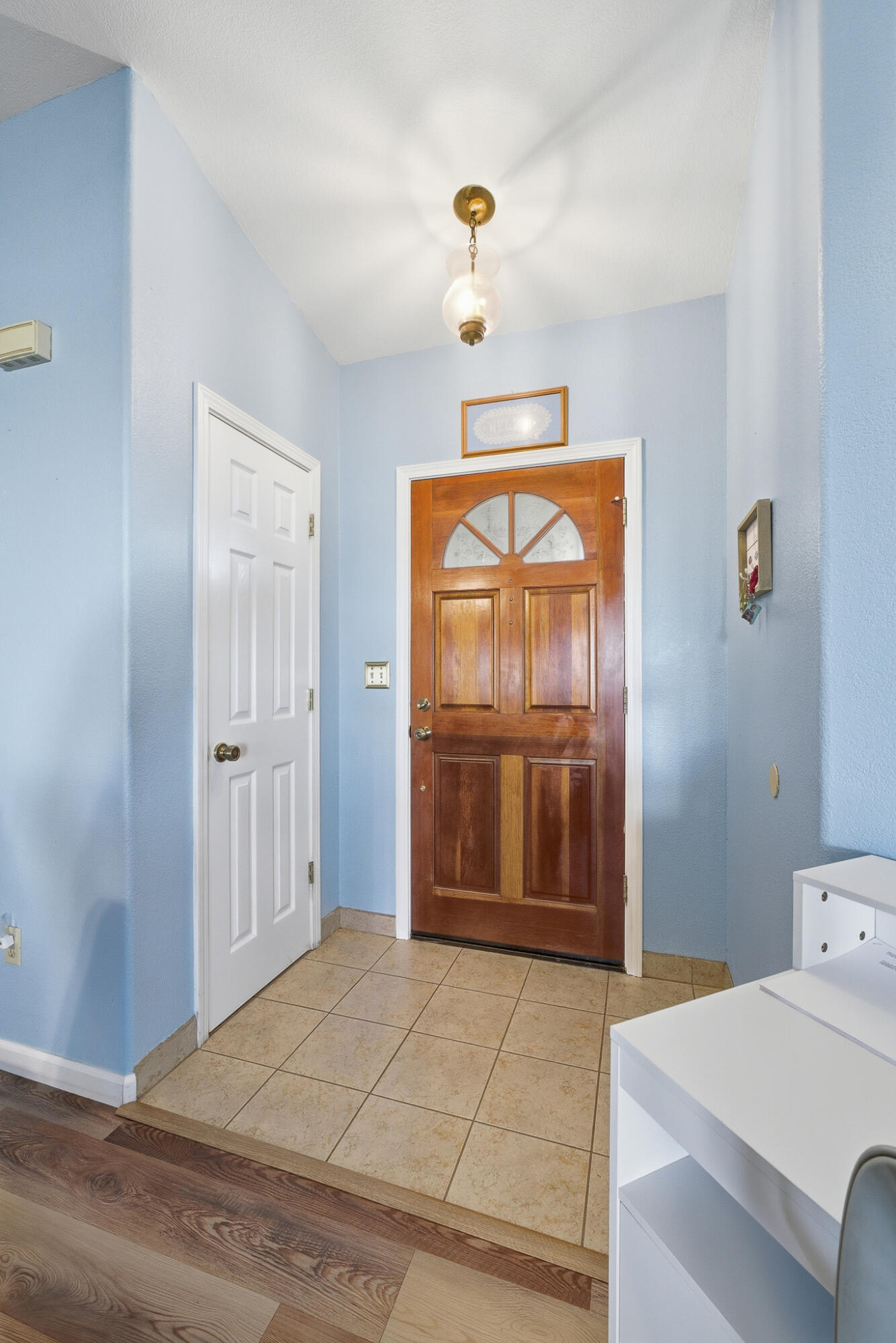 2316 W Roby Ave, Porterville, CA 93257