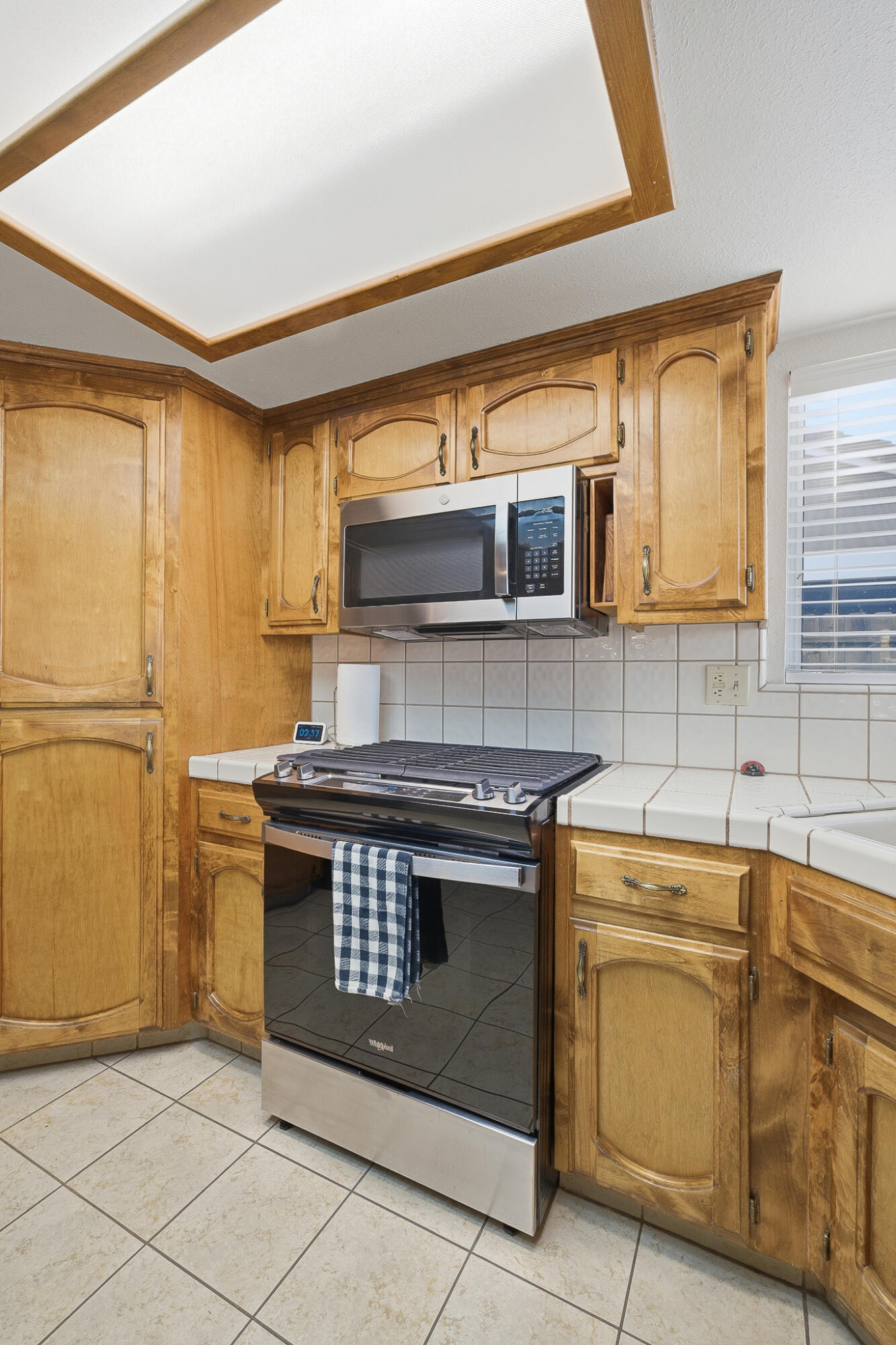 2316 W Roby Ave, Porterville, CA 93257