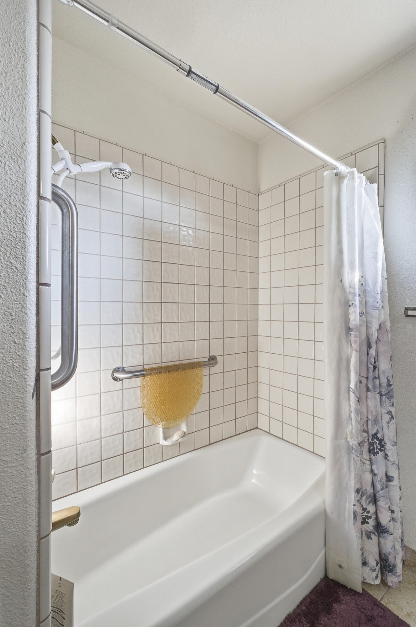 2316 W Roby Ave, Porterville, CA 93257