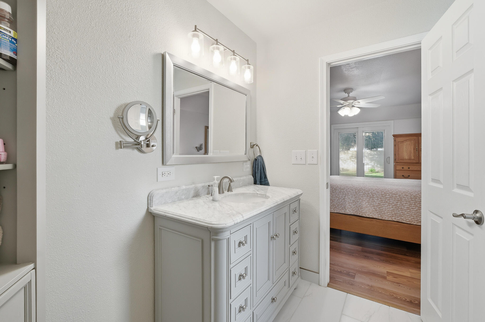 2316 W Roby Ave, Porterville, CA 93257