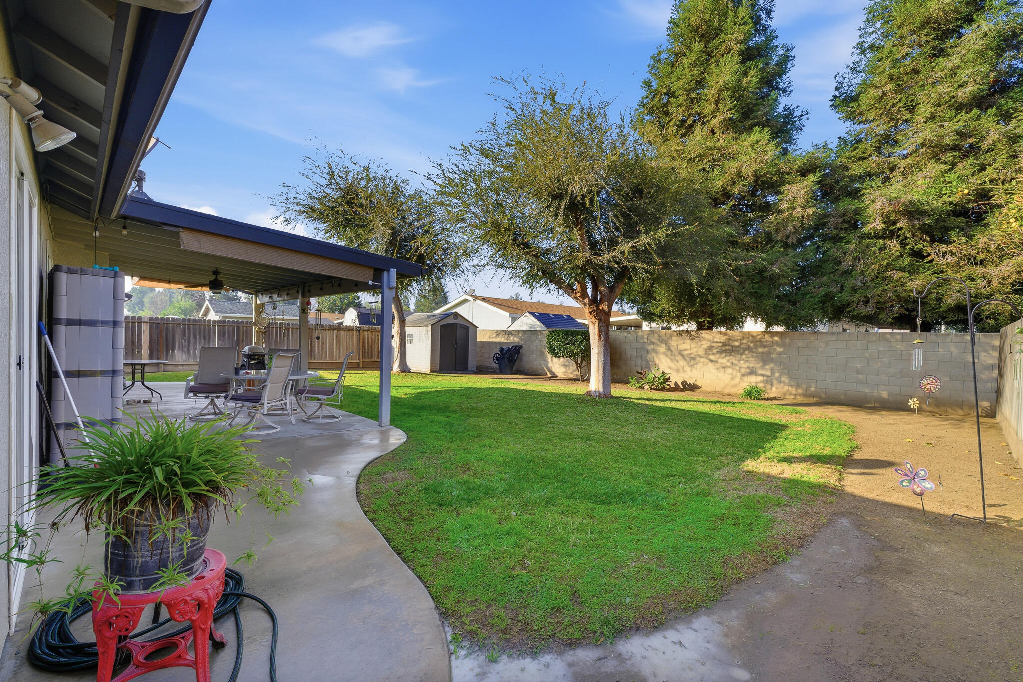 2316 W Roby Ave, Porterville, CA 93257