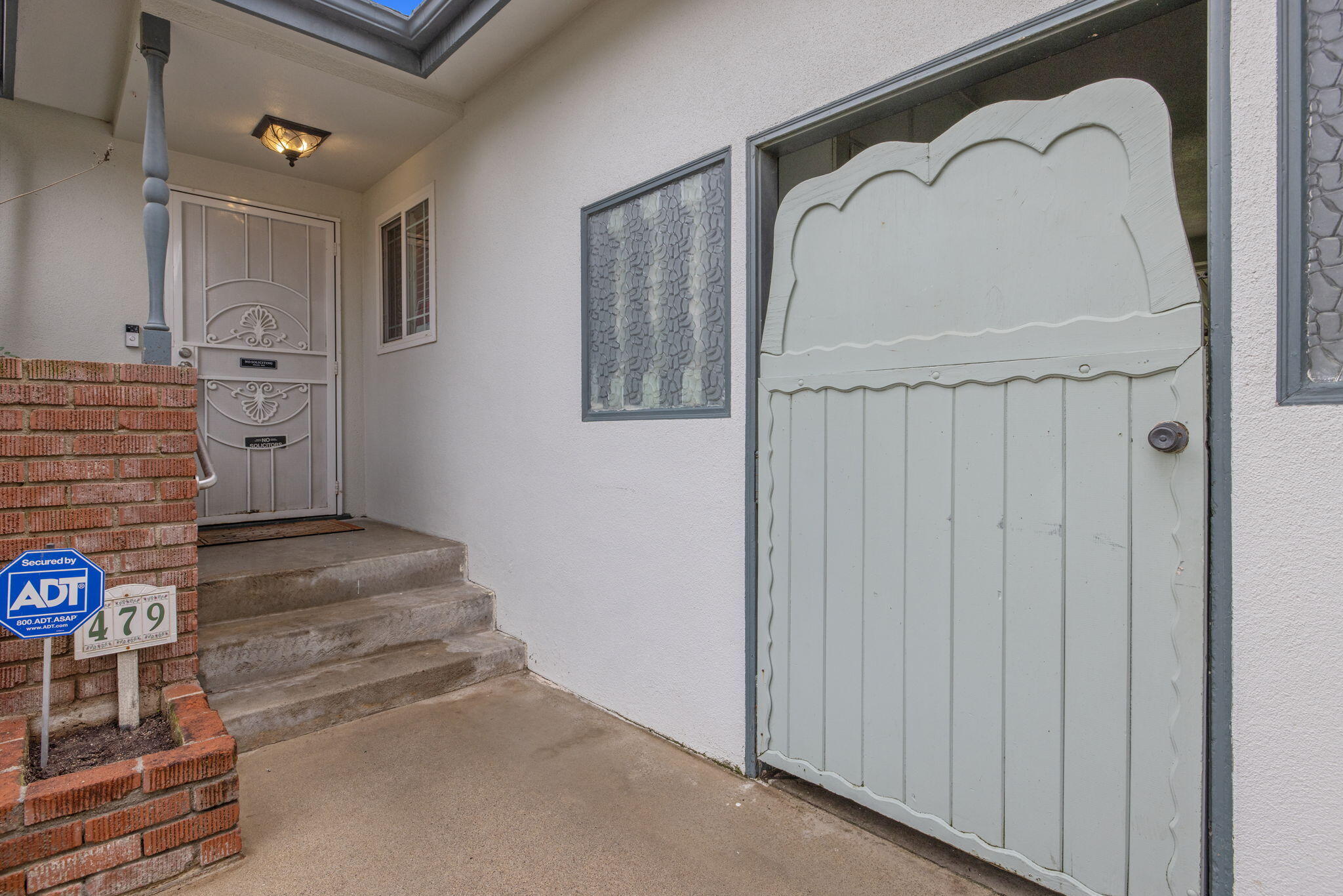 479 E Sandra Ave, Tulare, CA 93274