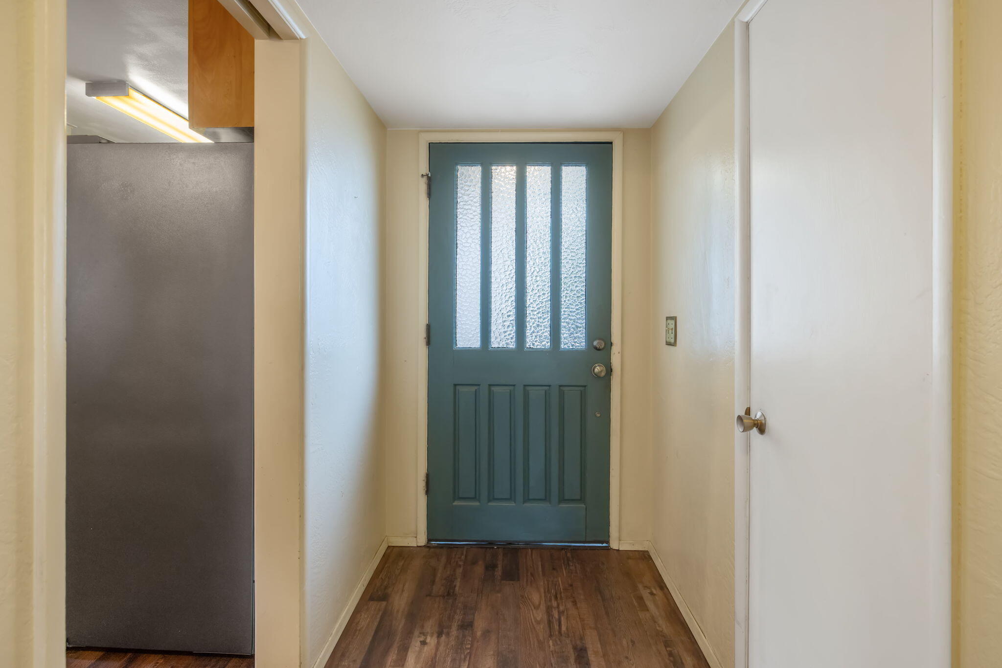 479 E Sandra Ave, Tulare, CA 93274