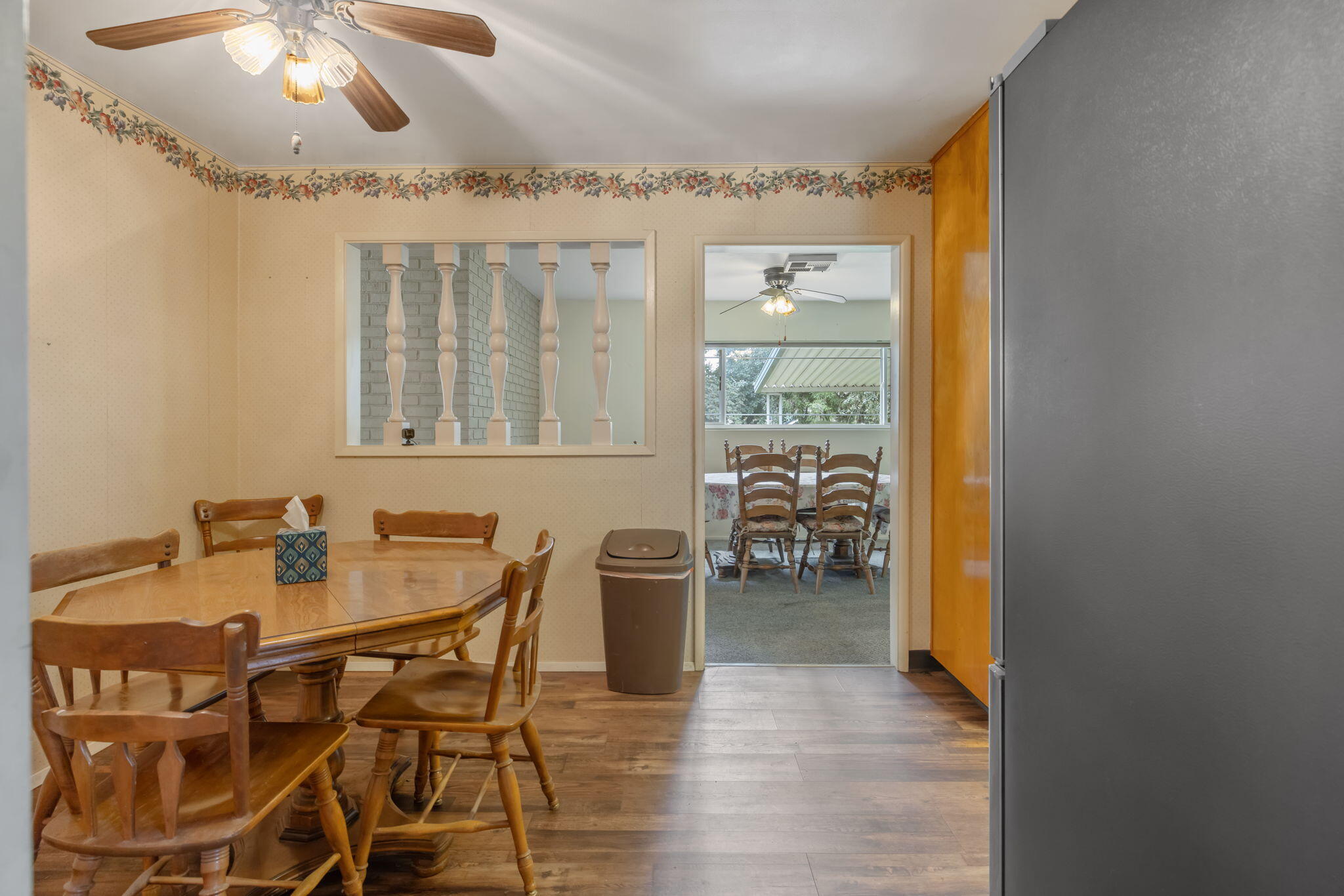 479 E Sandra Ave, Tulare, CA 93274