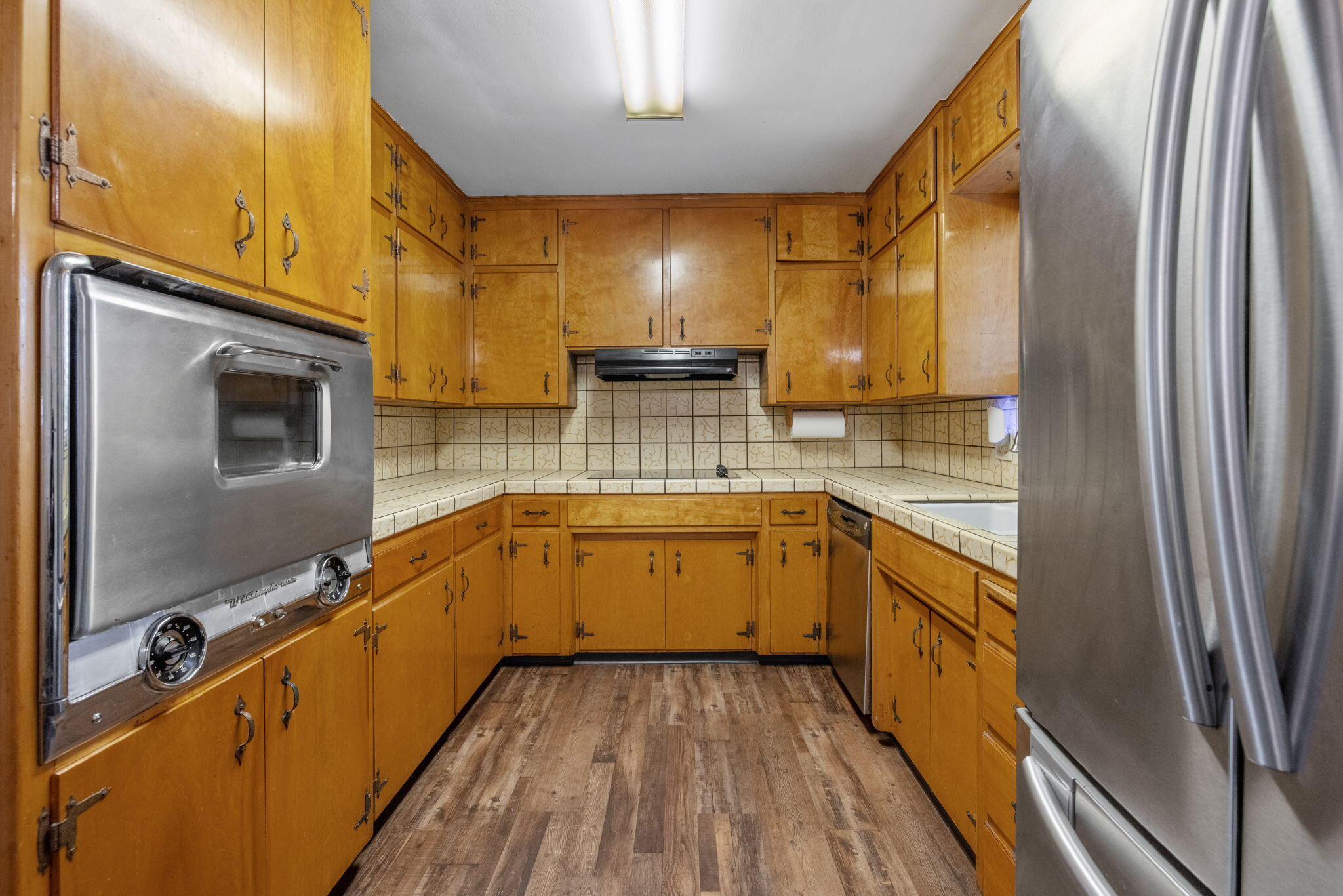 479 E Sandra Ave, Tulare, CA 93274