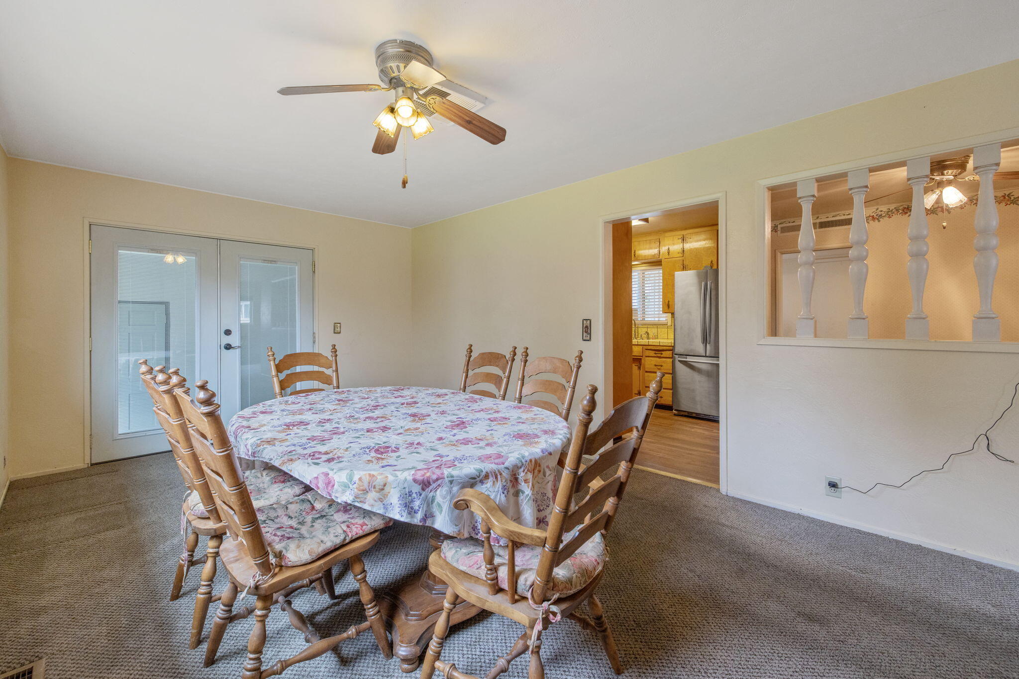 479 E Sandra Ave, Tulare, CA 93274