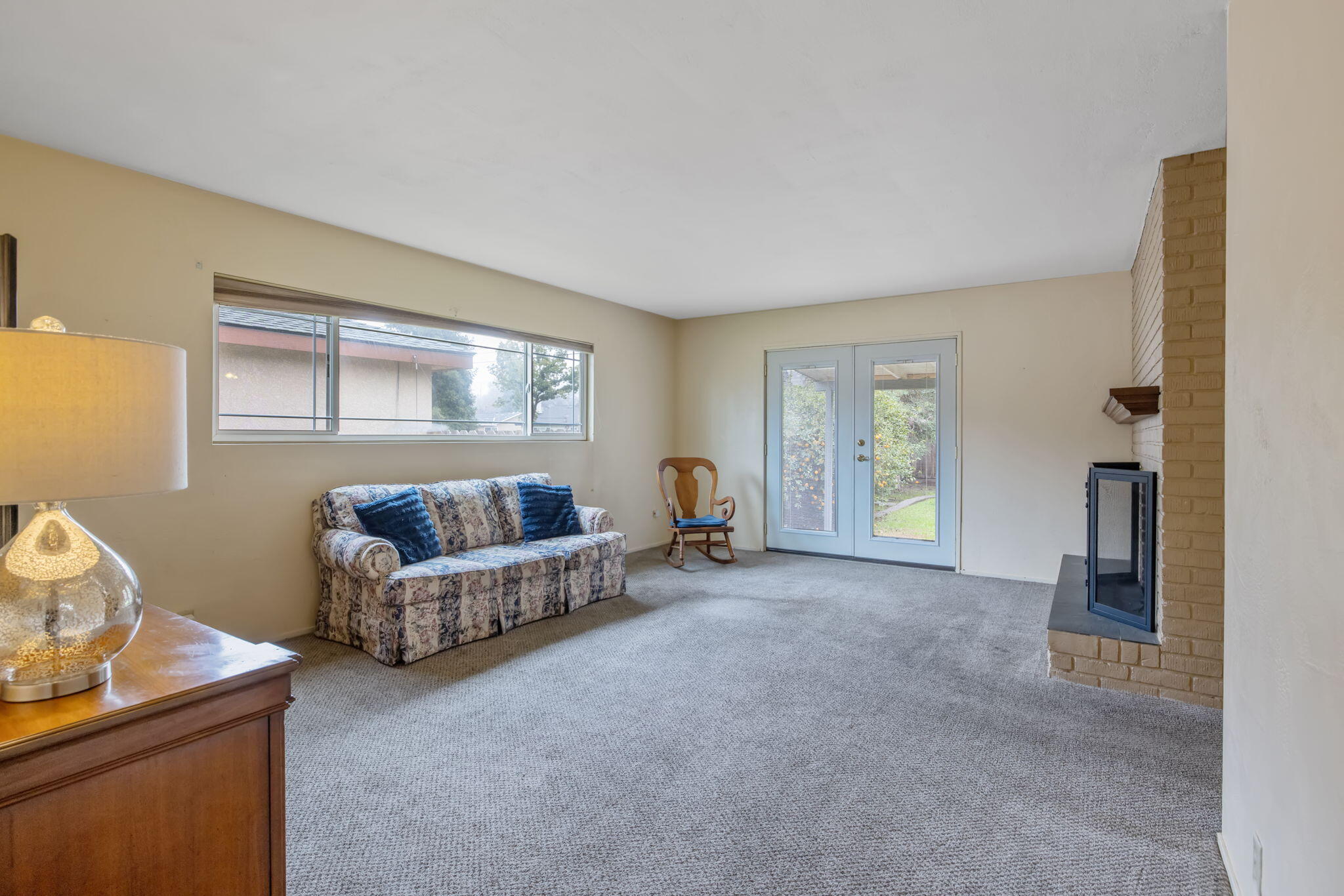 479 E Sandra Ave, Tulare, CA 93274