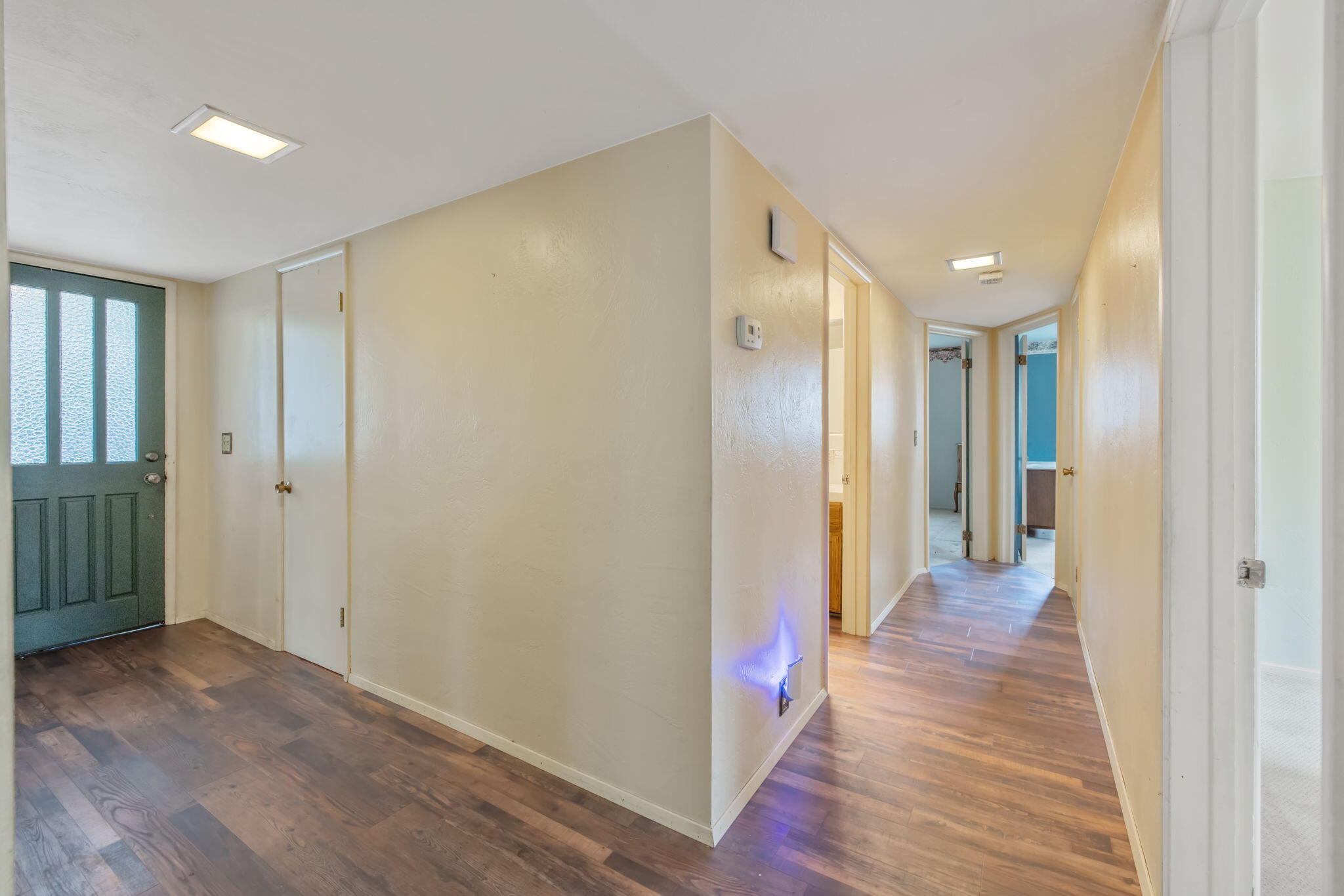 479 E Sandra Ave, Tulare, CA 93274