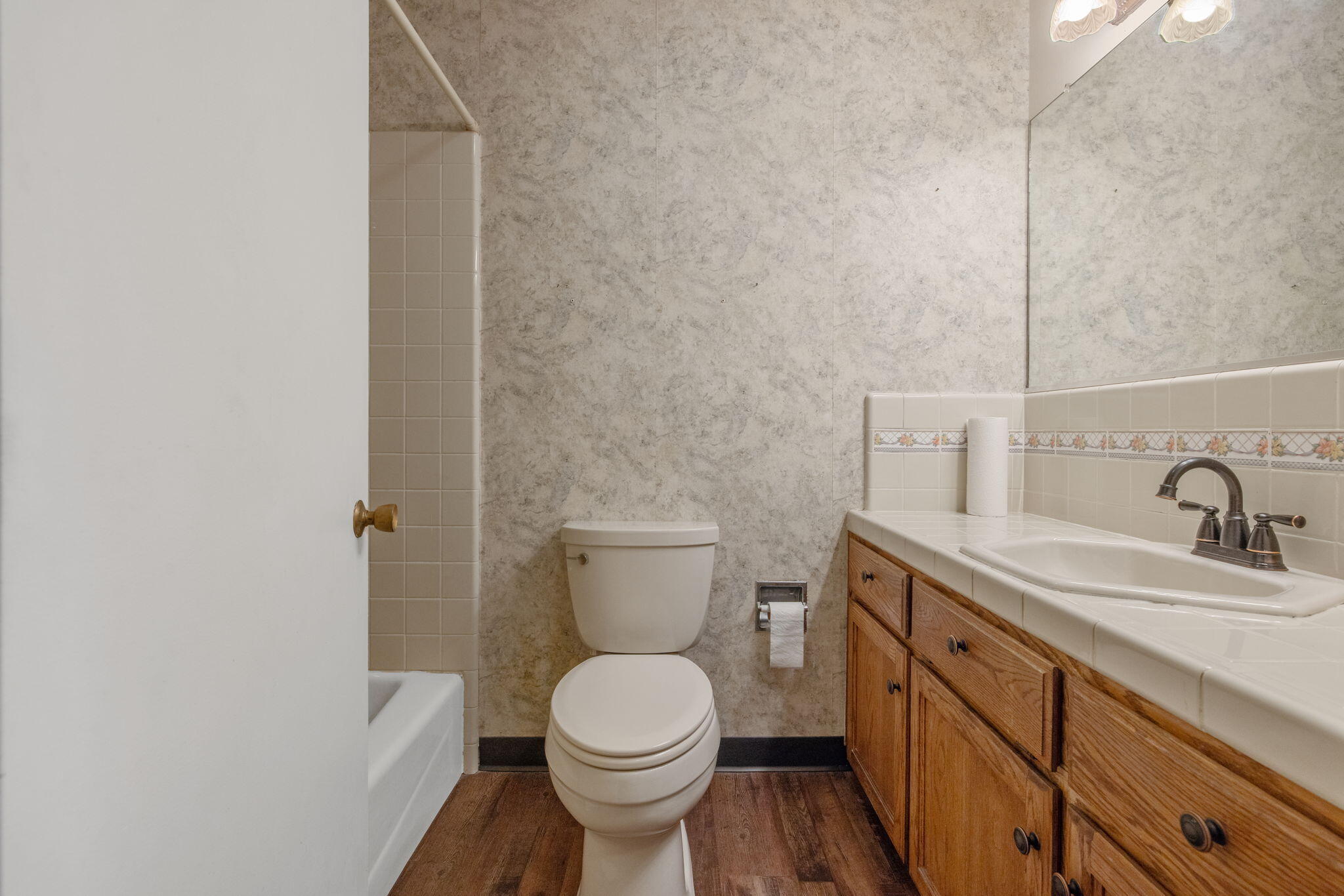 479 E Sandra Ave, Tulare, CA 93274