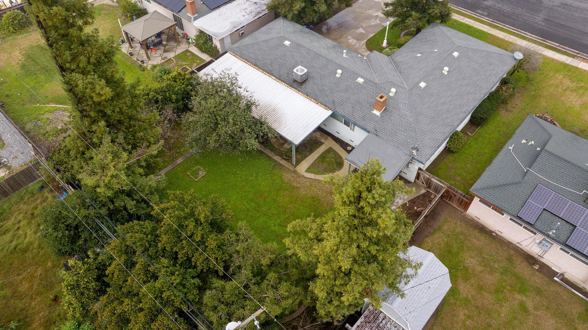 479 E Sandra Ave, Tulare, CA 93274