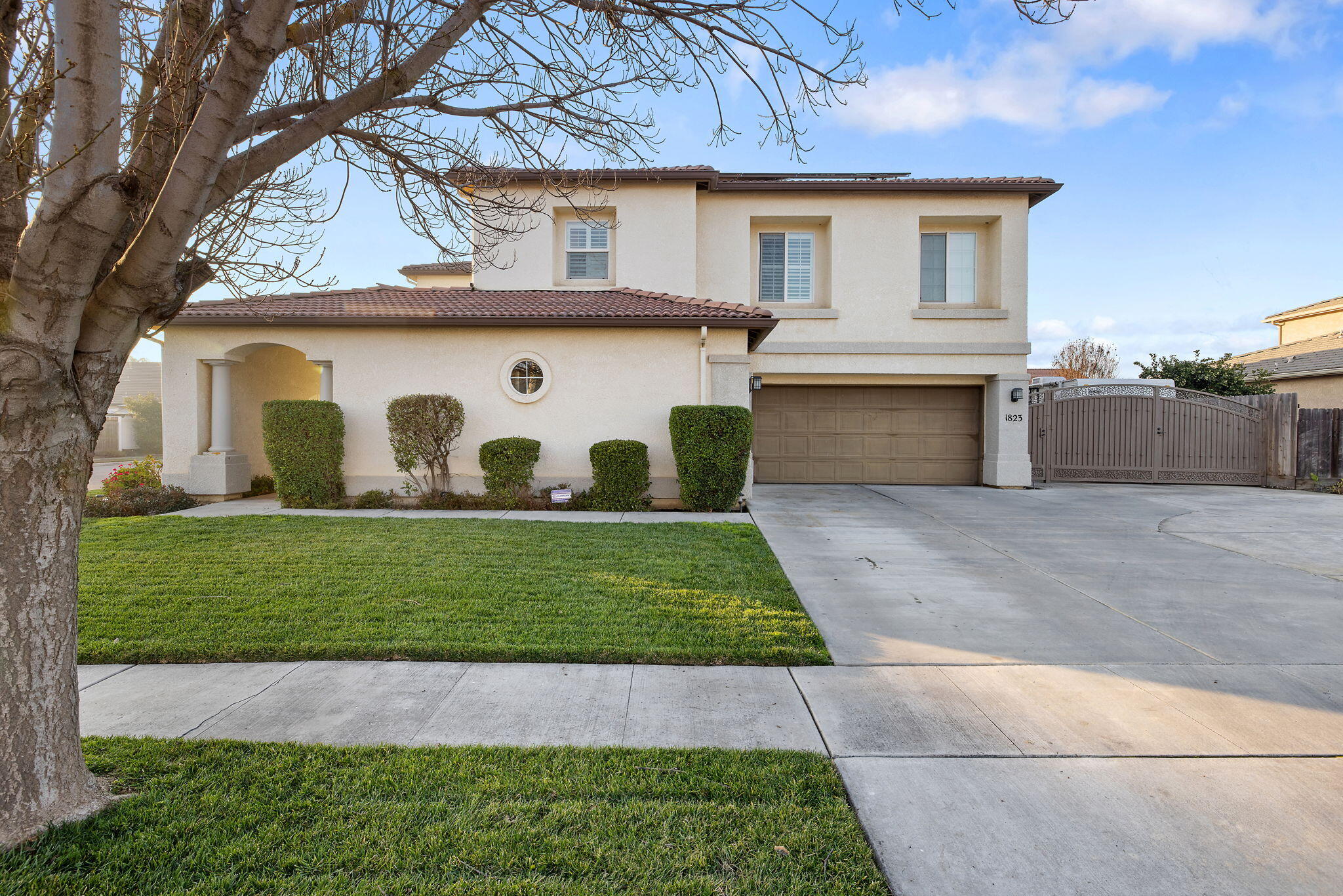 1823 Rothschild Ave, Tulare, CA 93274