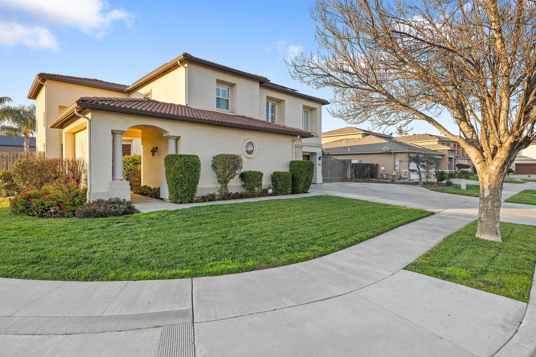 1823 Rothschild Ave, Tulare, CA 93274